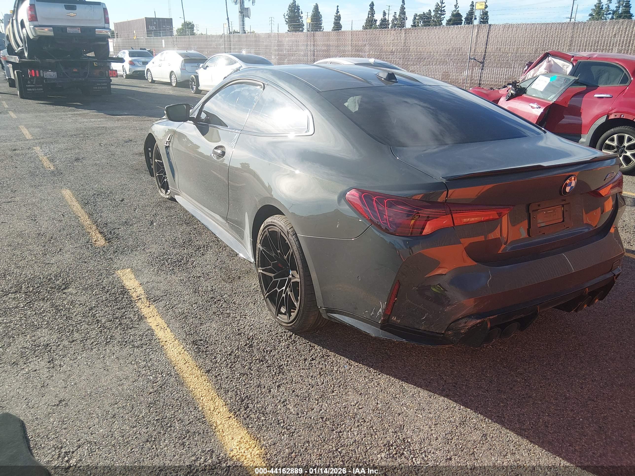 BMW M4 image 3