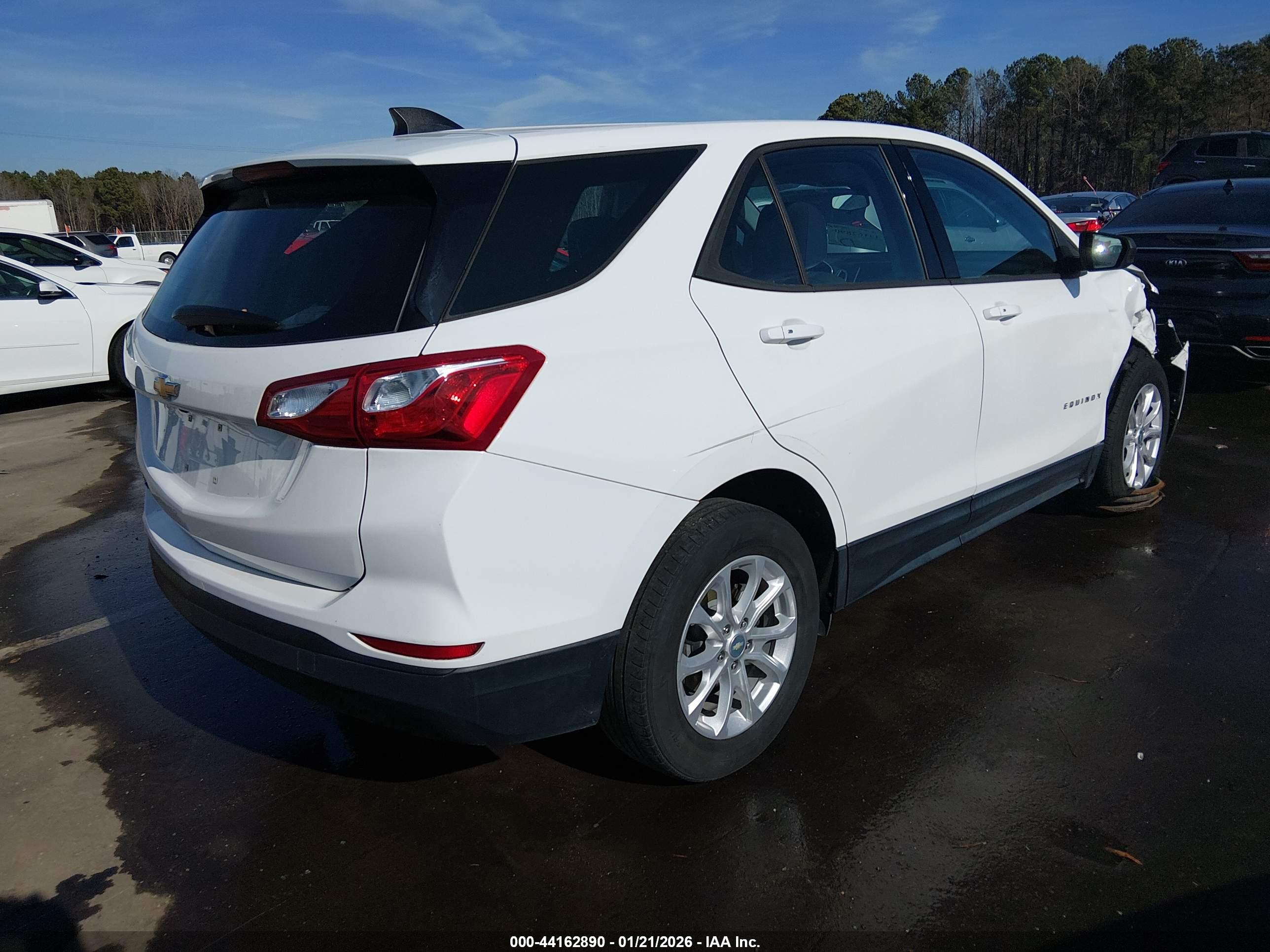 CHEVROLET EQUINOX image 4