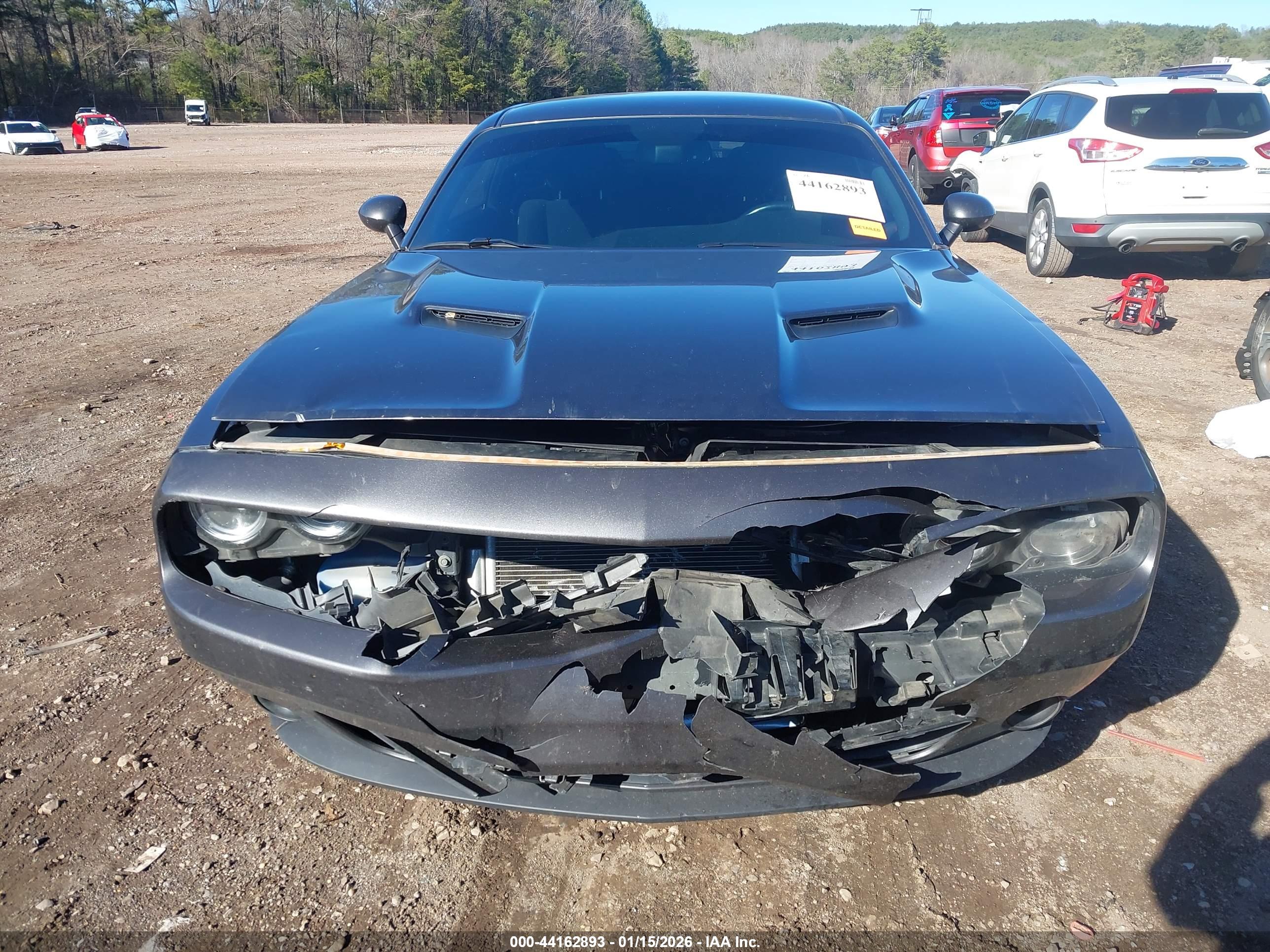 DODGE CHALLENGER image 6