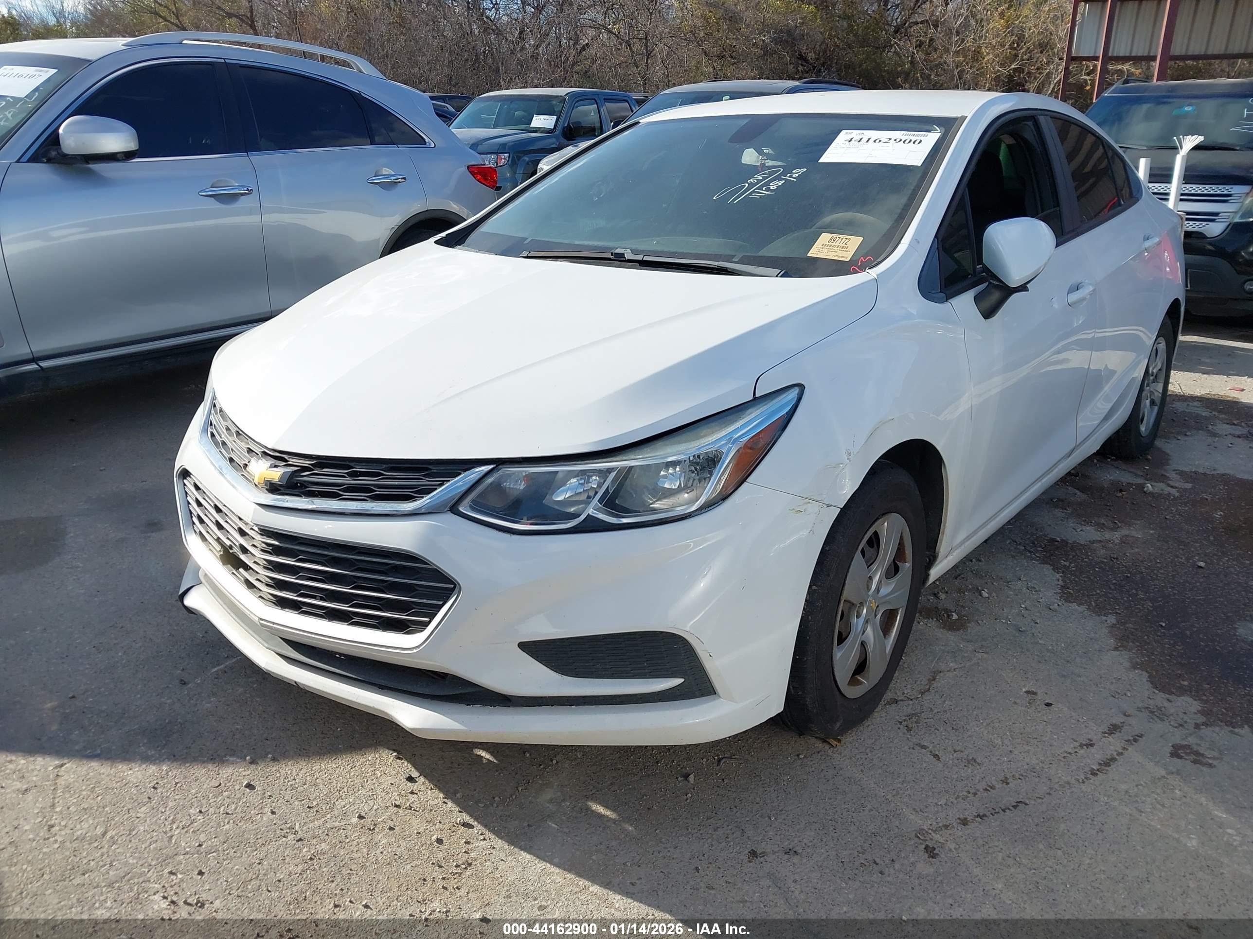 CHEVROLET CRUZE image 2