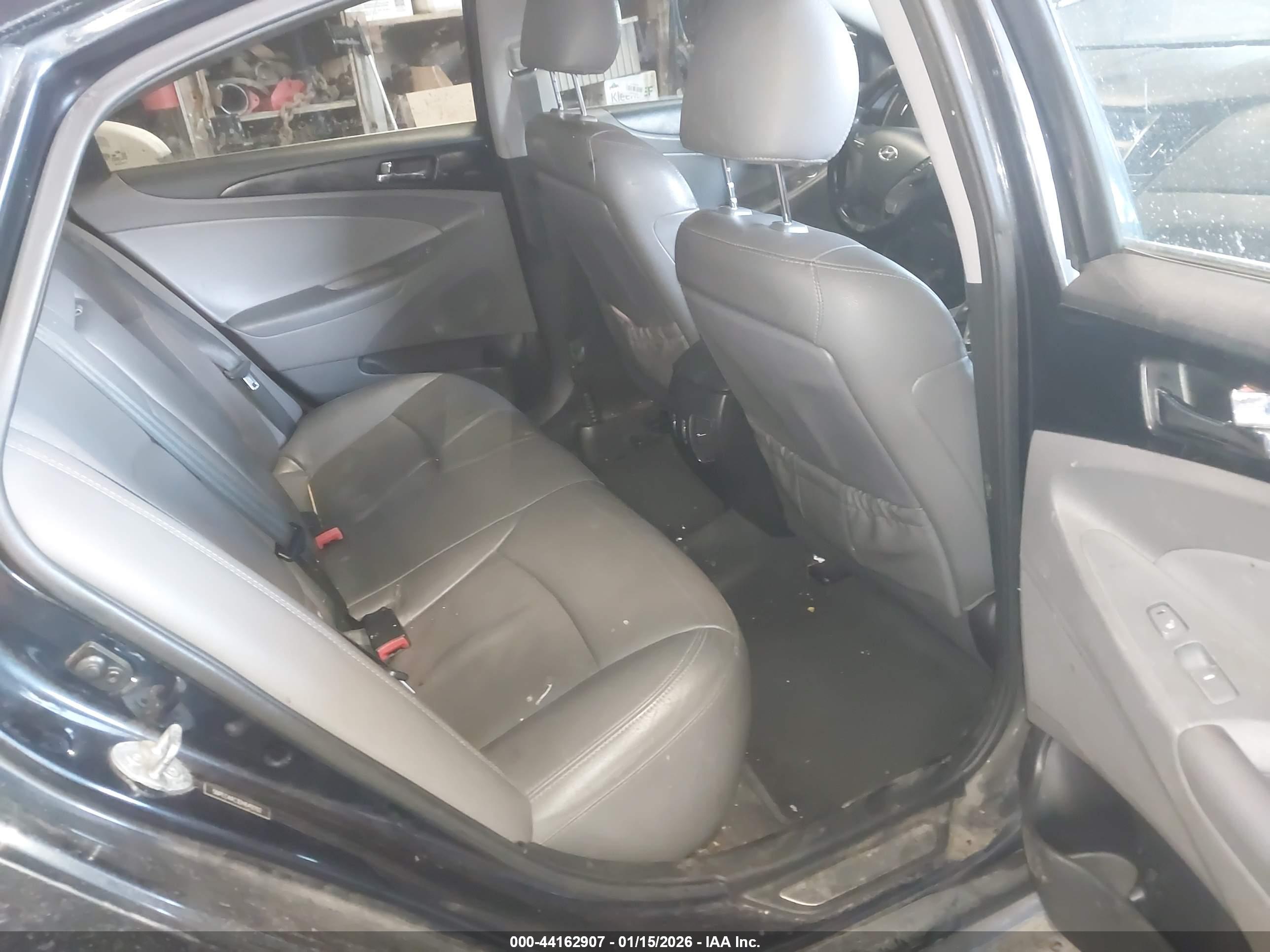 HYUNDAI SONATA image 8