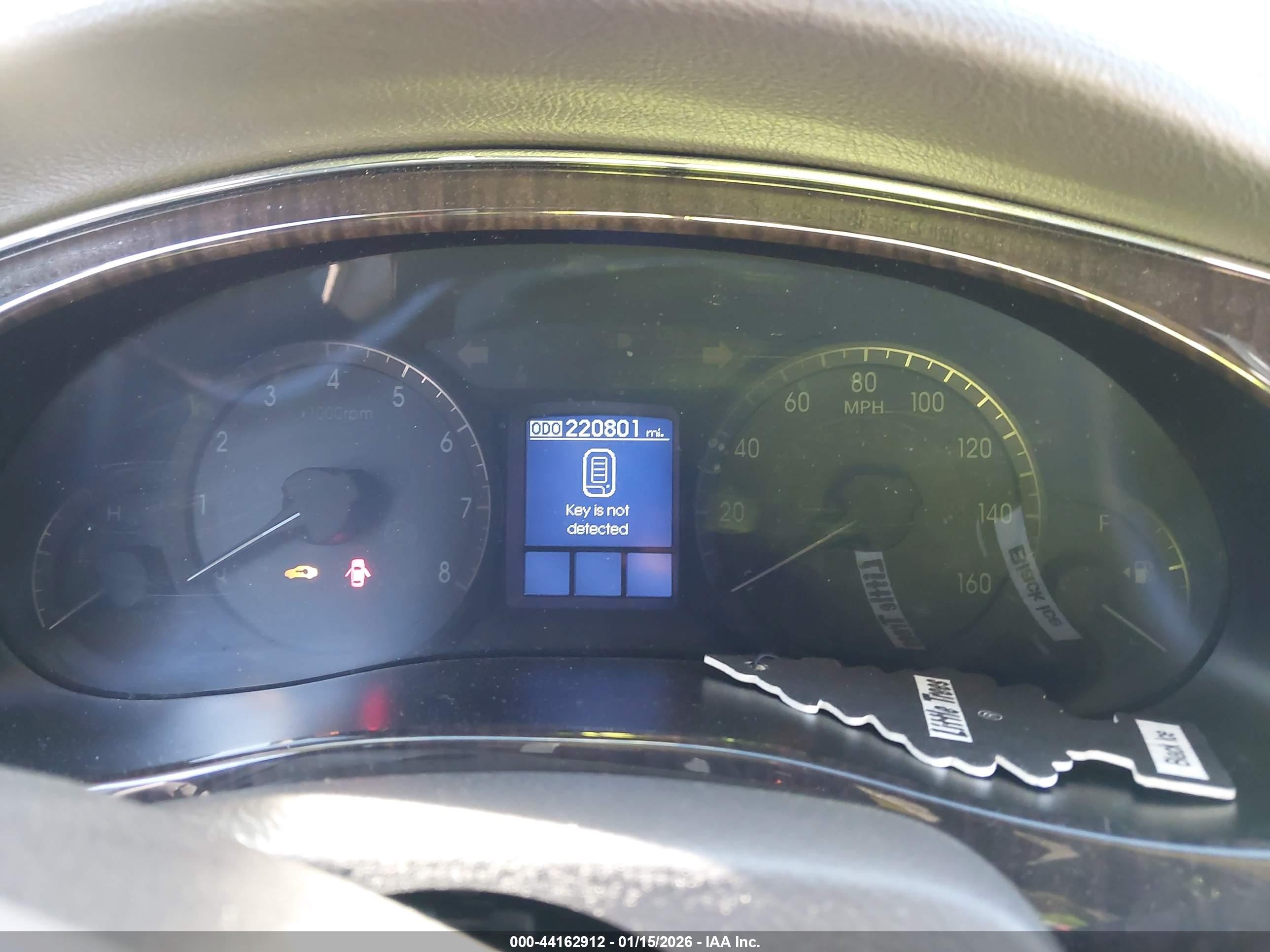 HYUNDAI GENESIS image 7