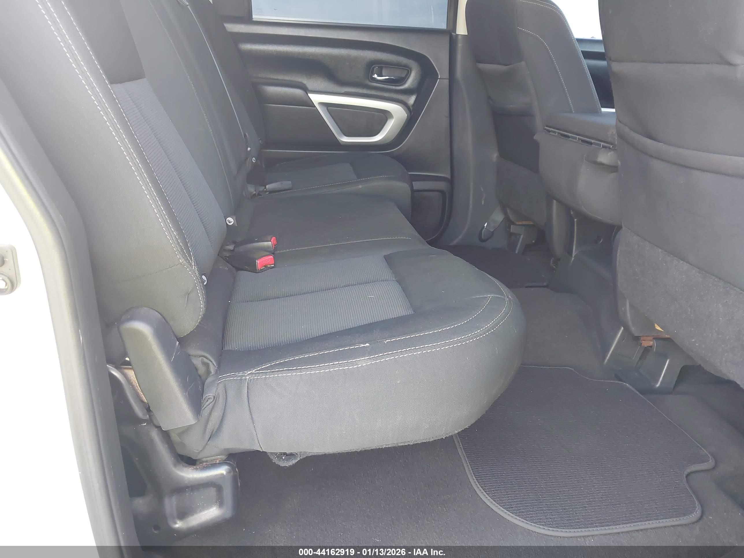 NISSAN TITAN image 8