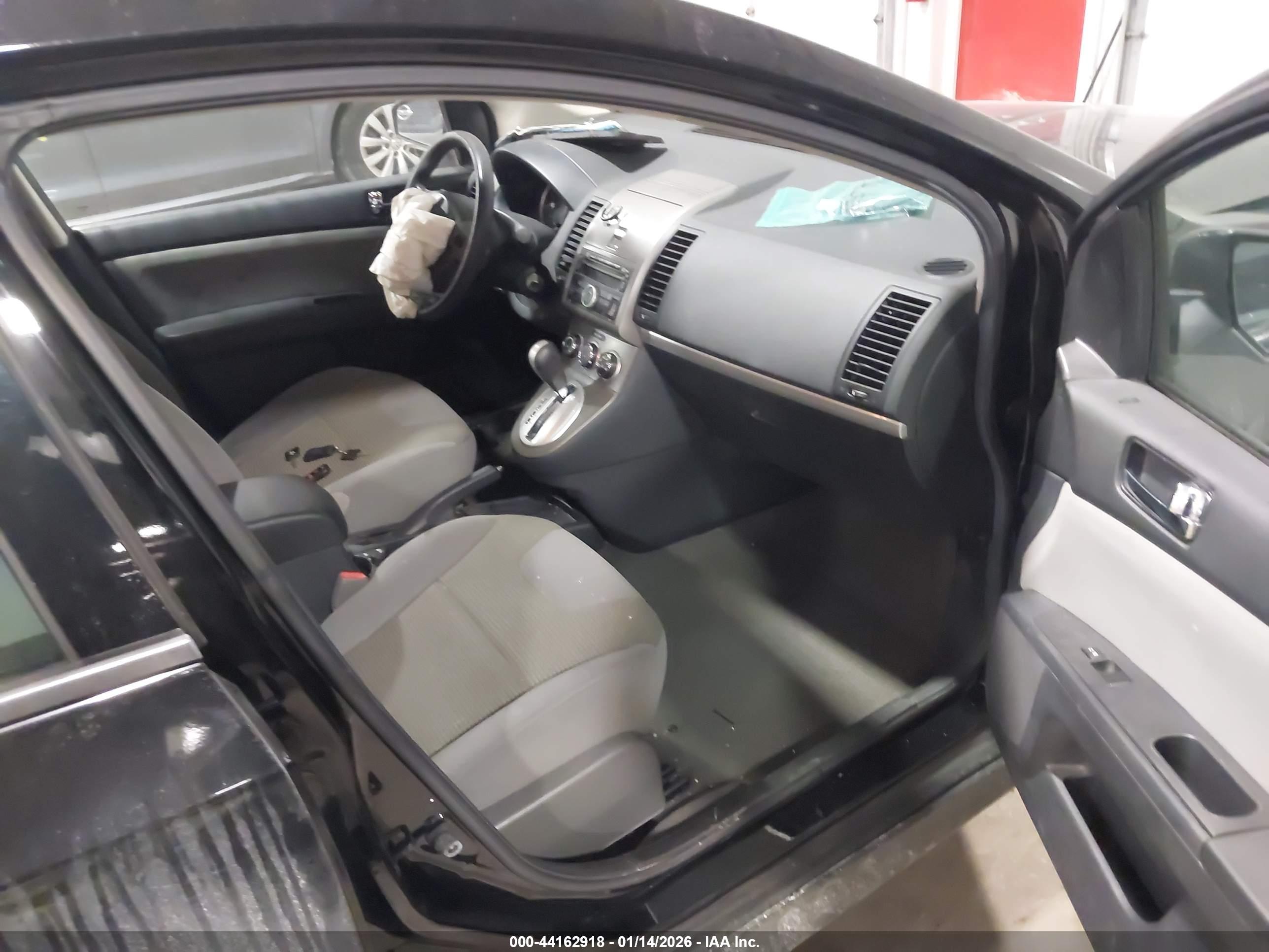 NISSAN SENTRA image 5