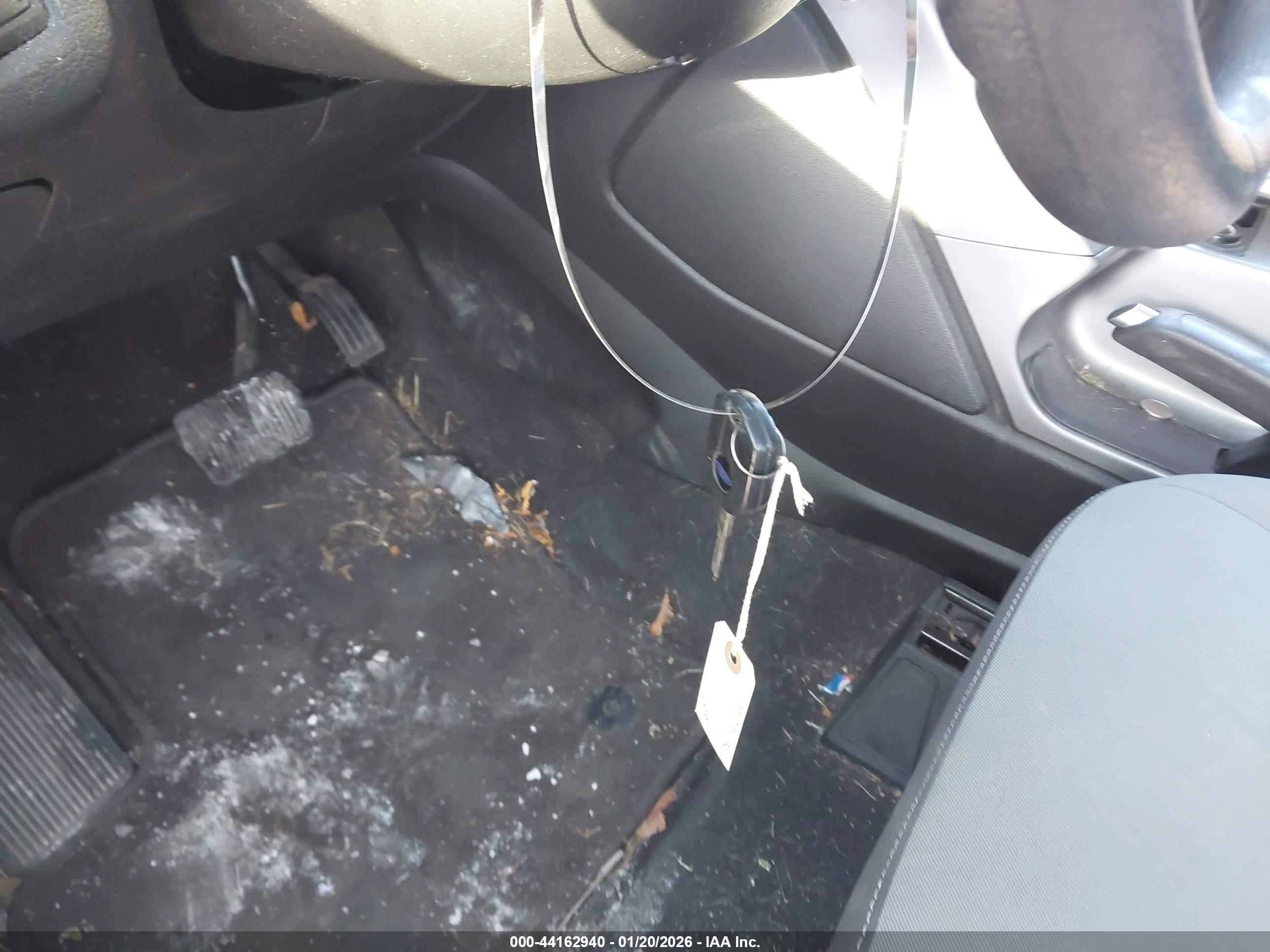 FORD ESCAPE image 11