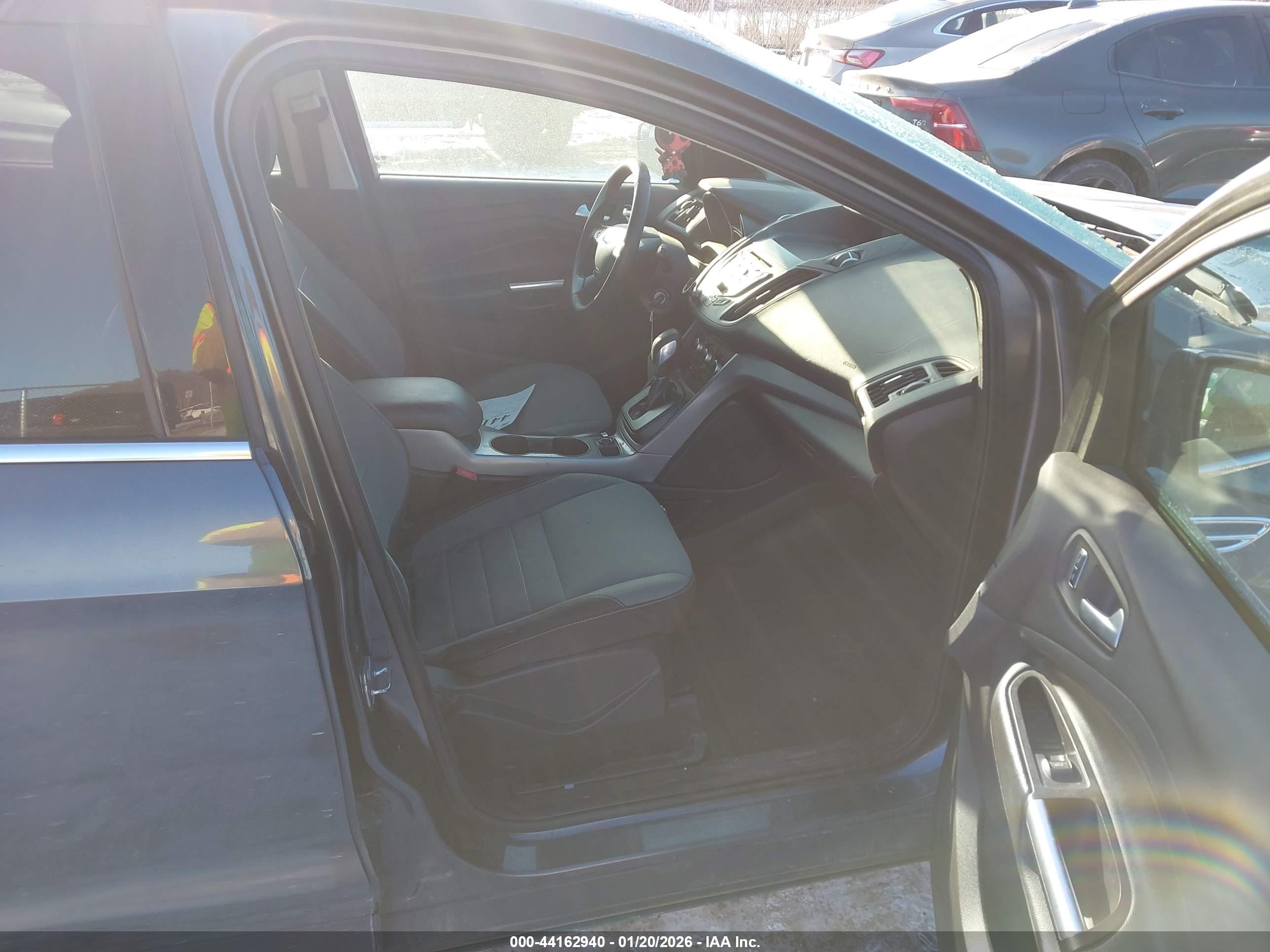 FORD ESCAPE image 5