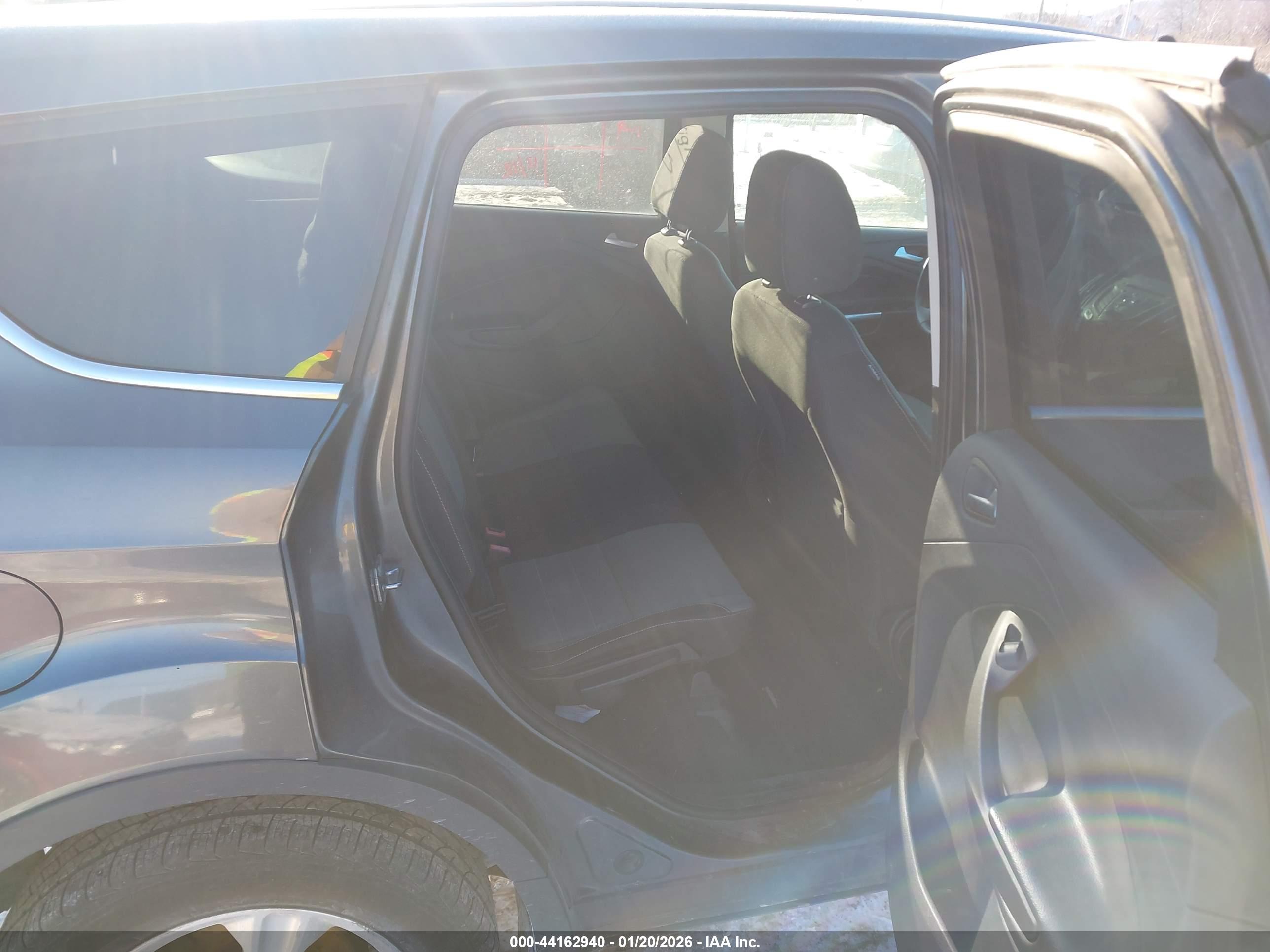 FORD ESCAPE image 8