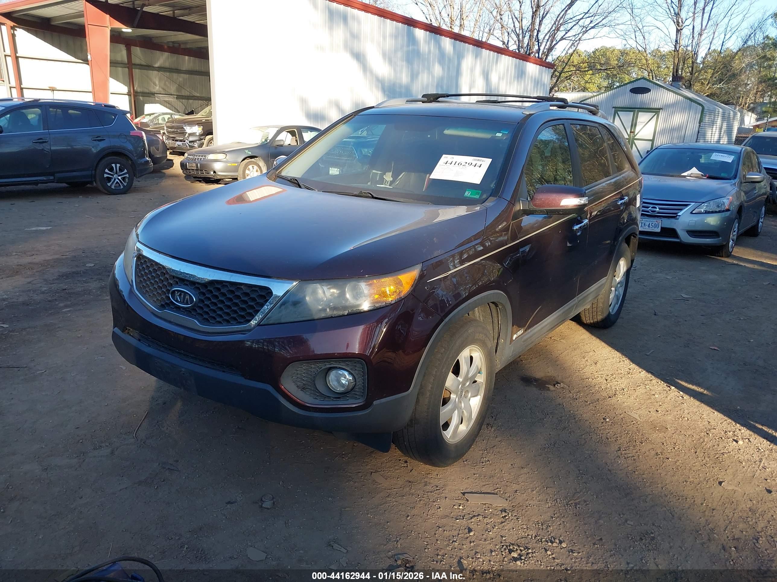 KIA SORENTO image 2