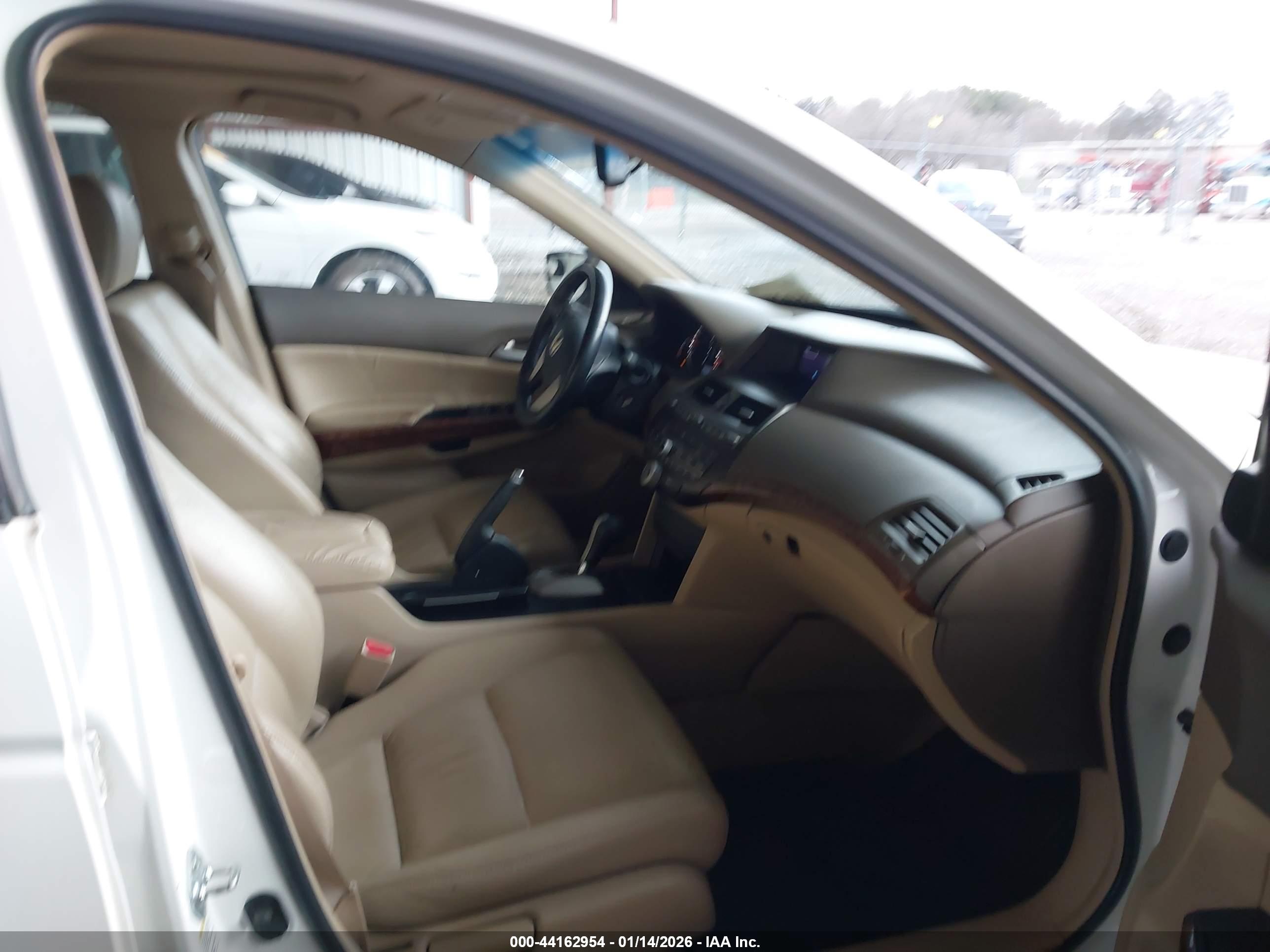 HONDA ACCORD image 5