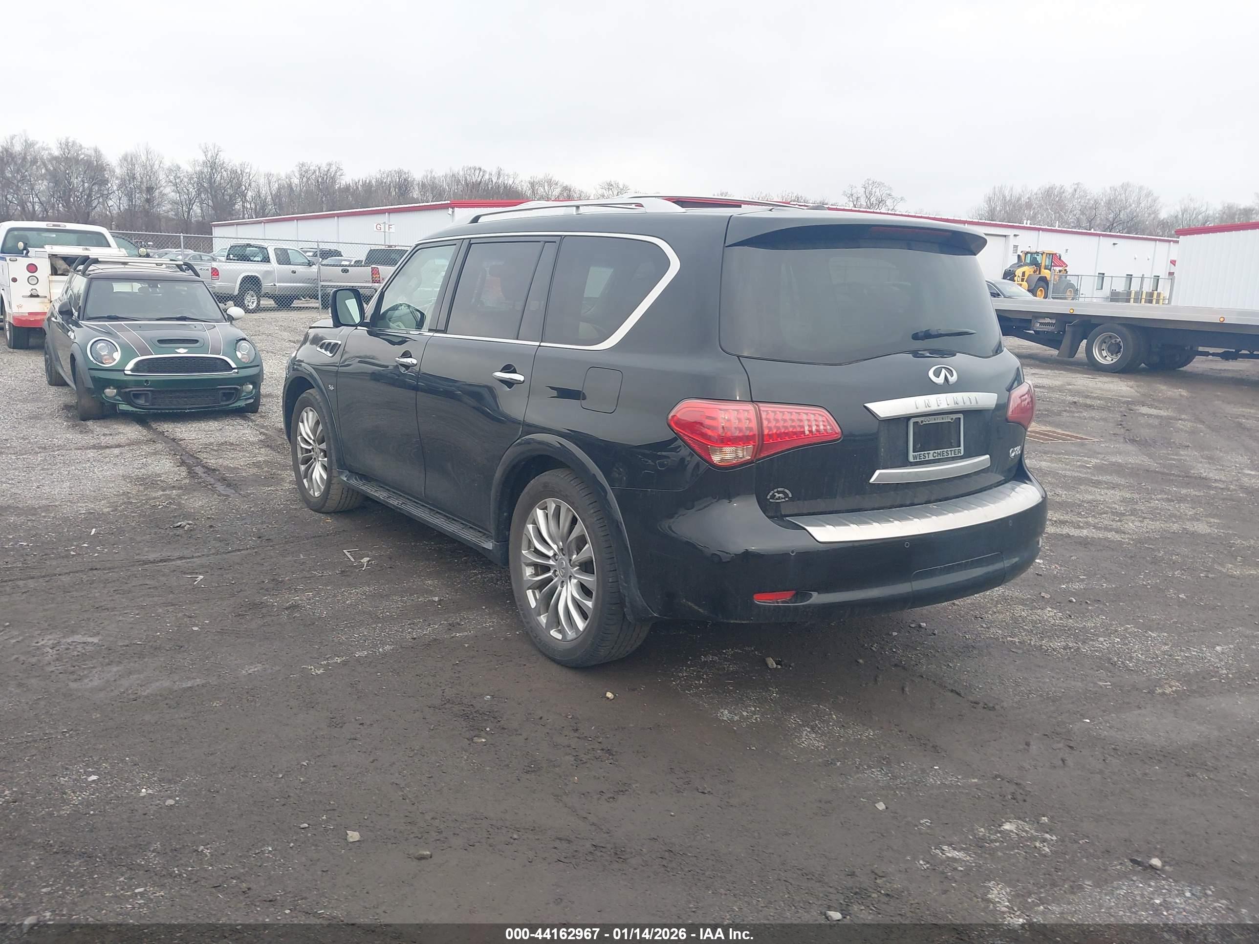 INFINITI QX80 image 3