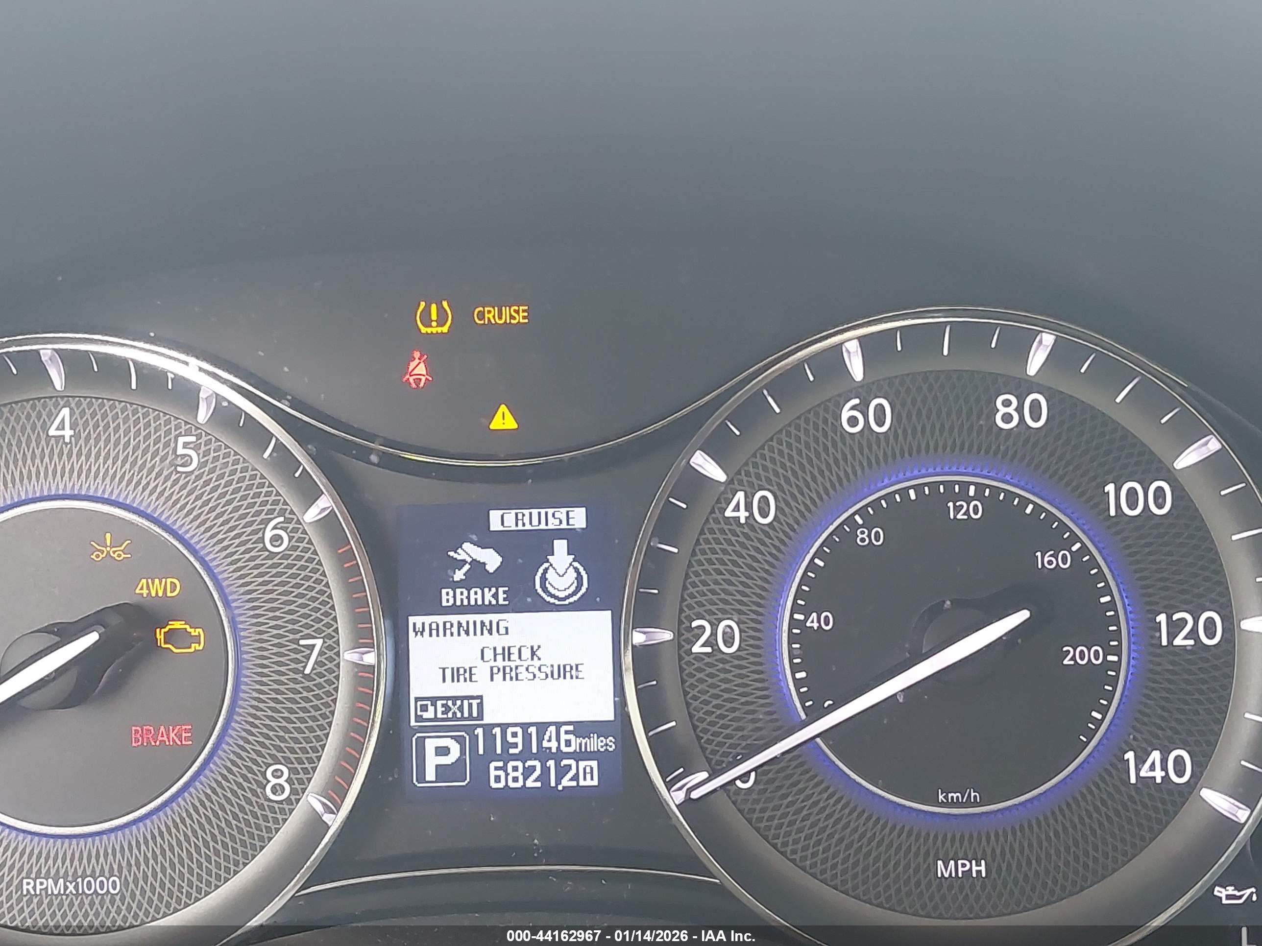 INFINITI QX80 image 7