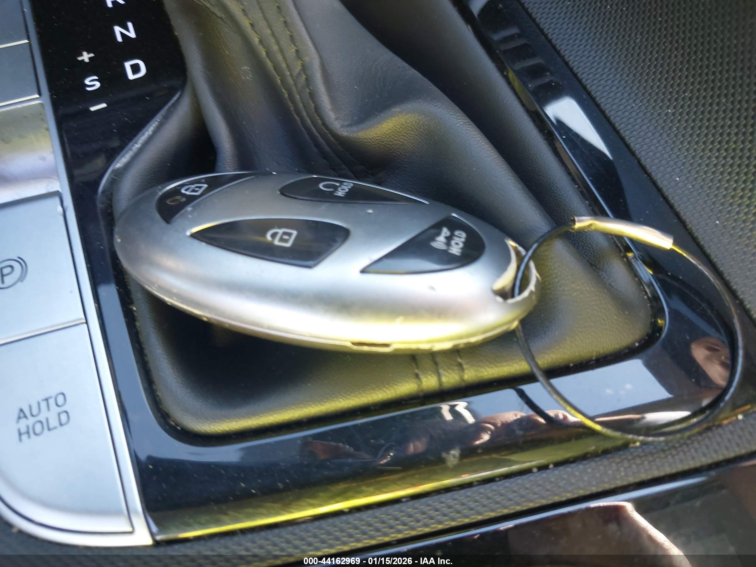 HYUNDAI ELANTRA image 11