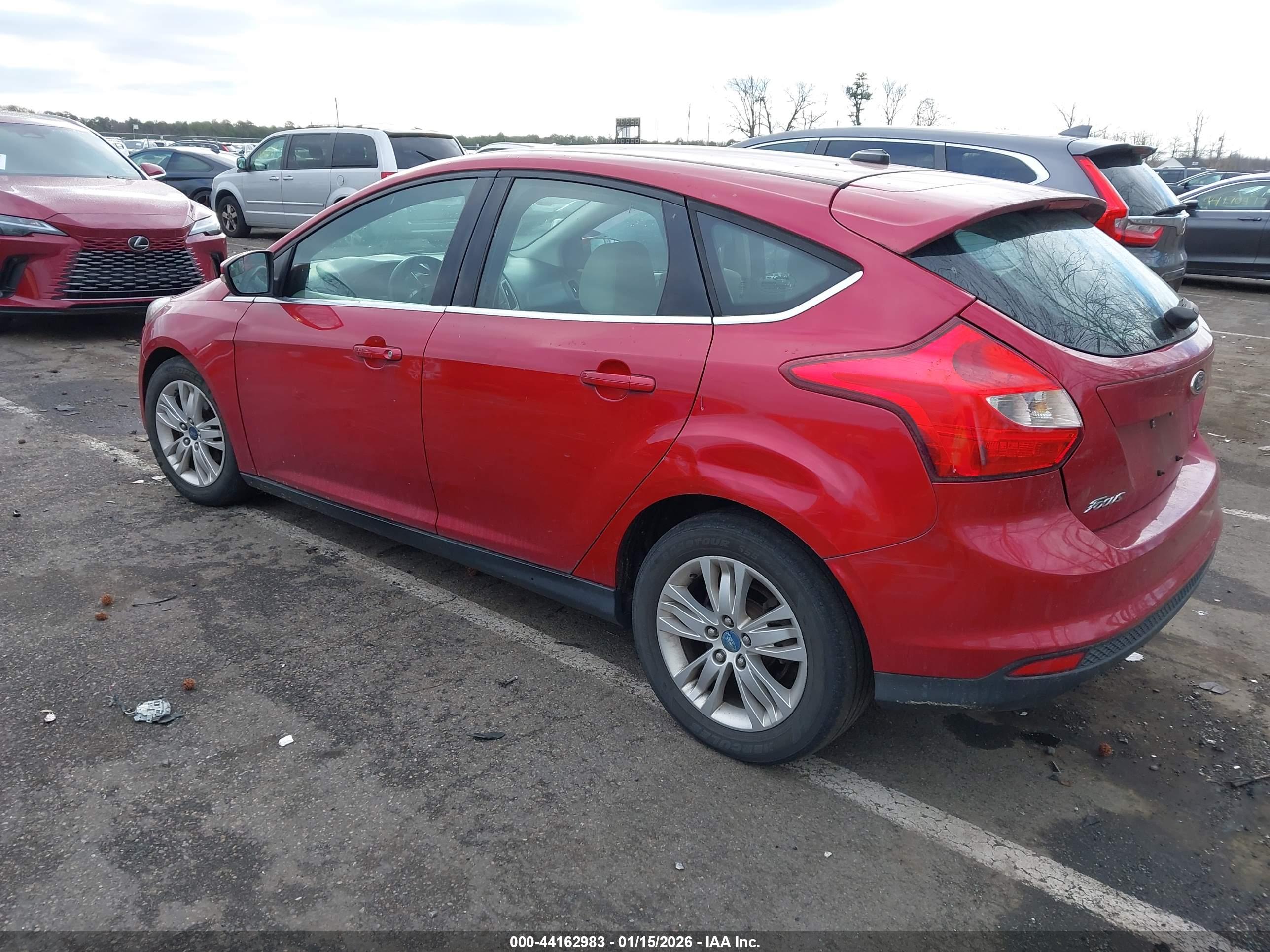 FORD FOCUS image 3