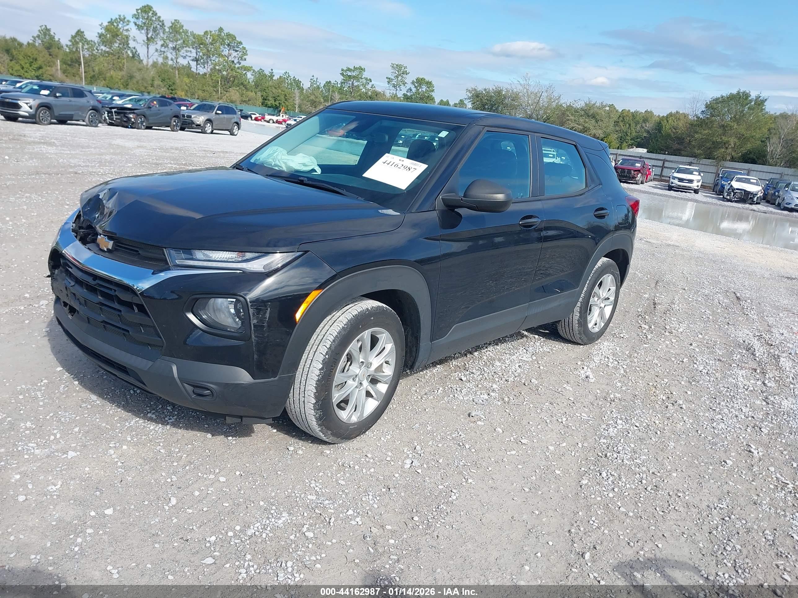 CHEVROLET TRAILBLAZER image 2
