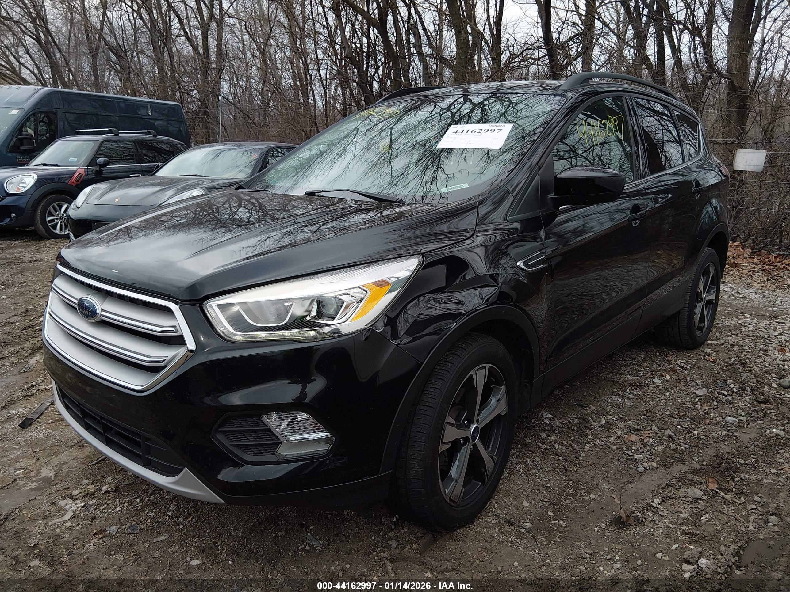 FORD ESCAPE image 2