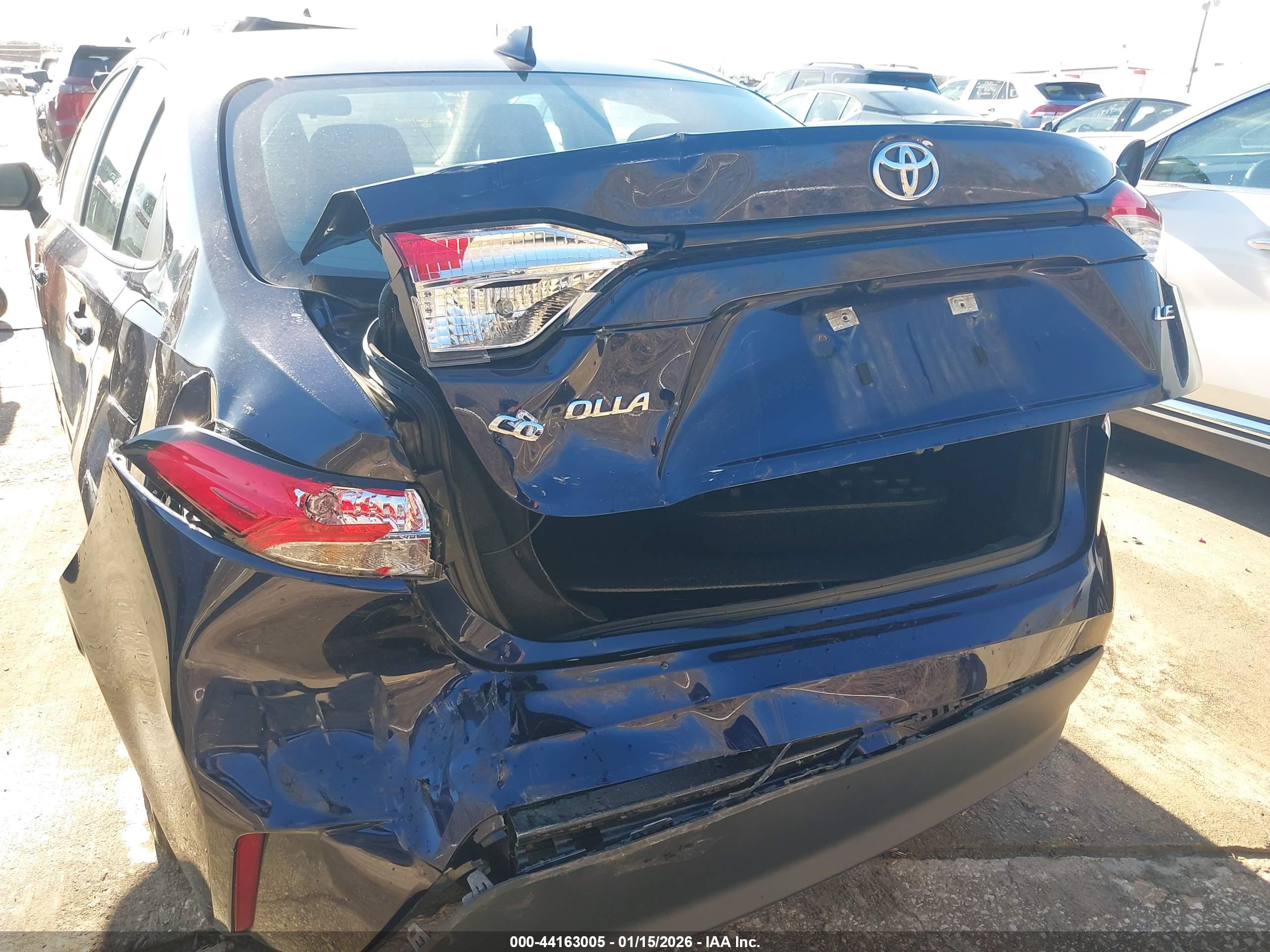 TOYOTA COROLLA image 6