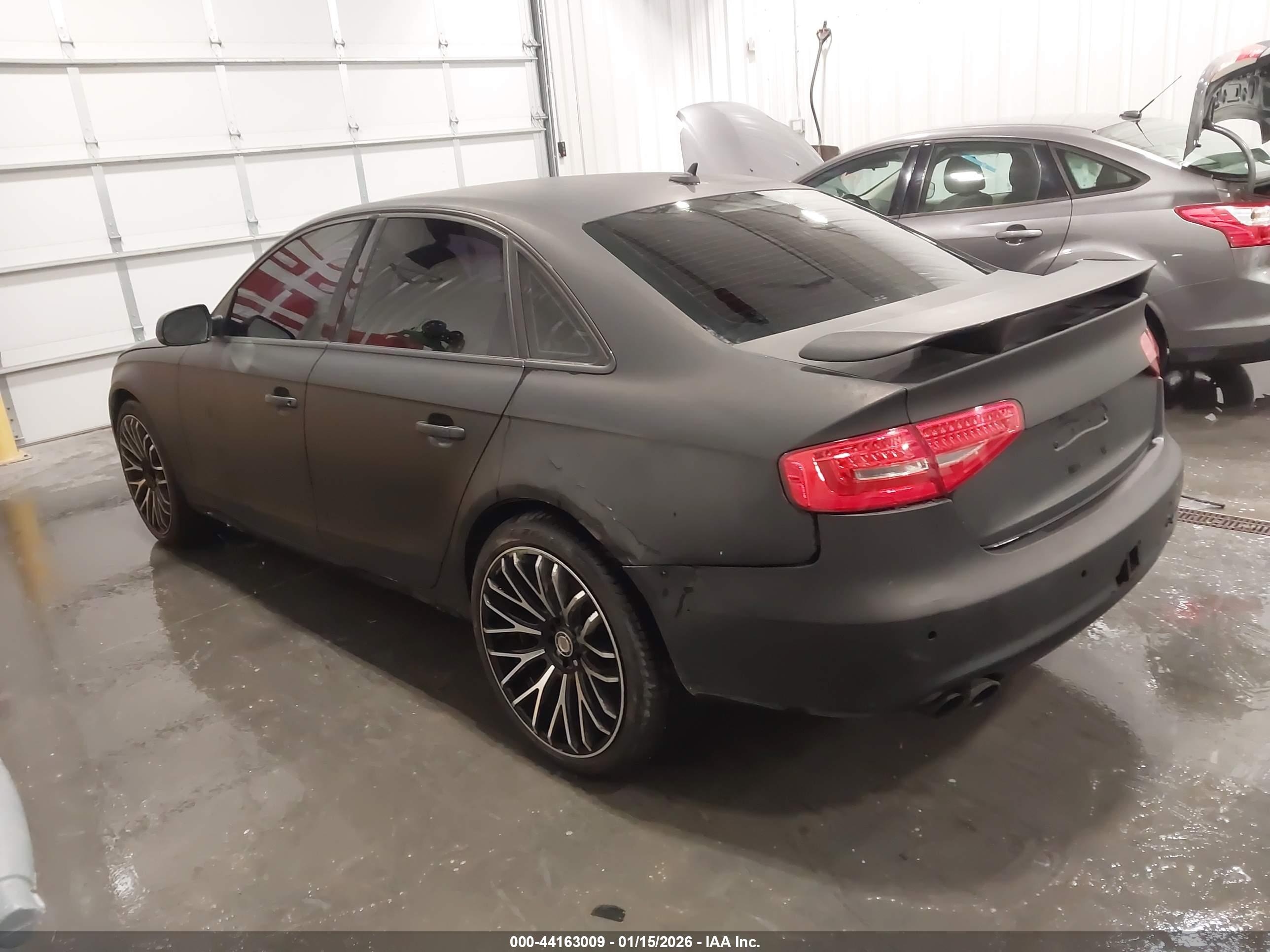 AUDI A4 image 3