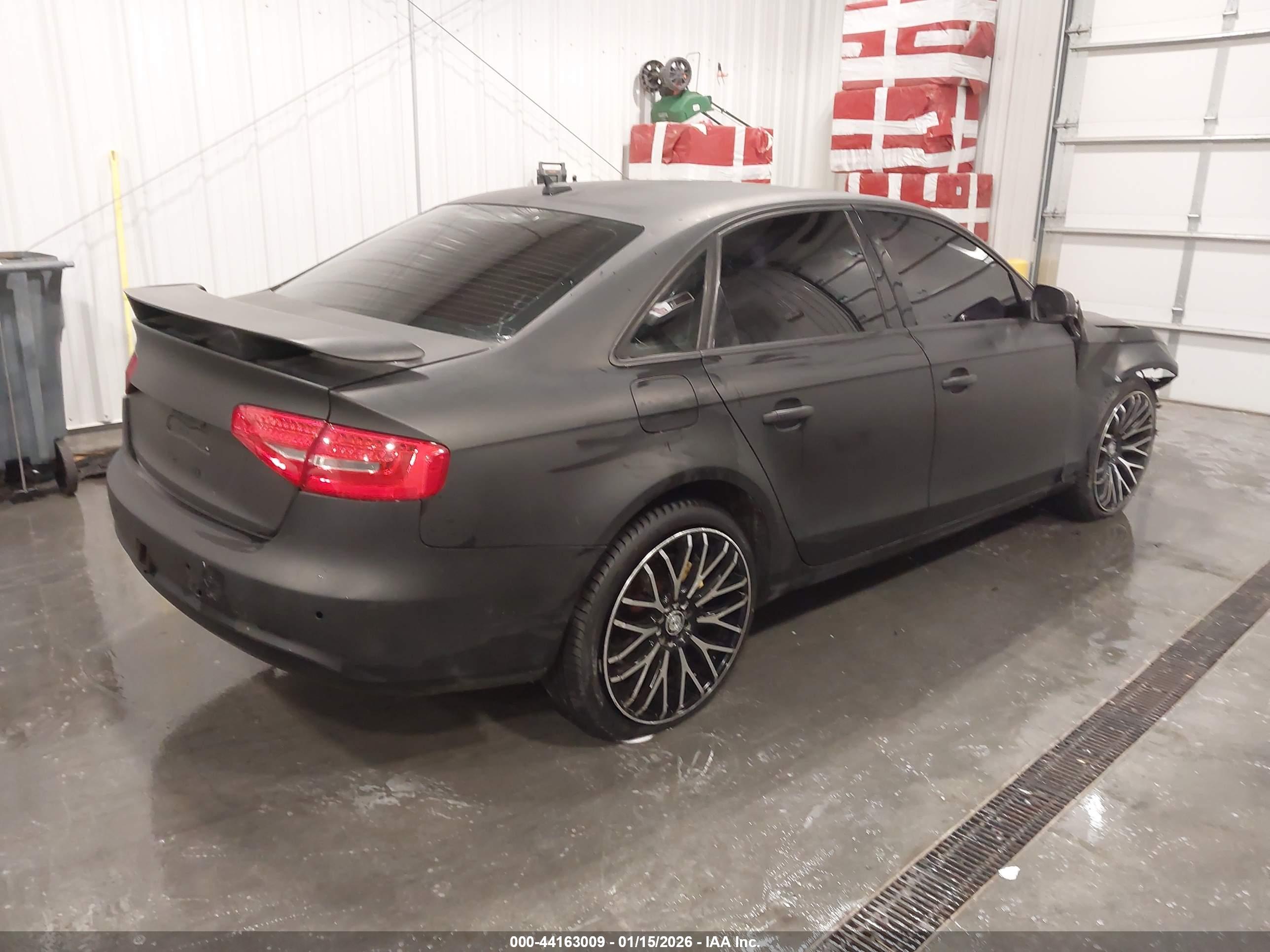 AUDI A4 image 4
