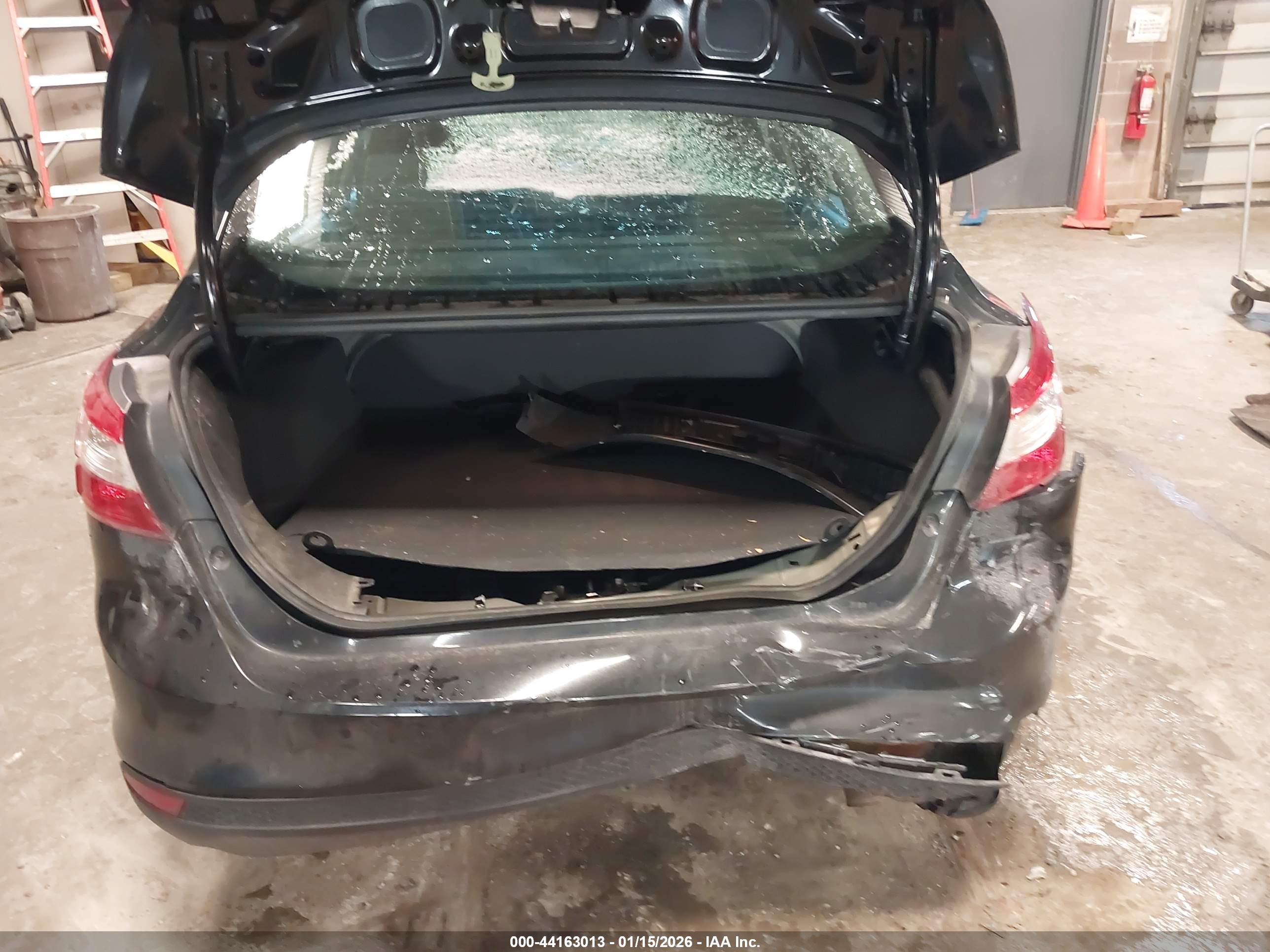 FORD FOCUS image 6