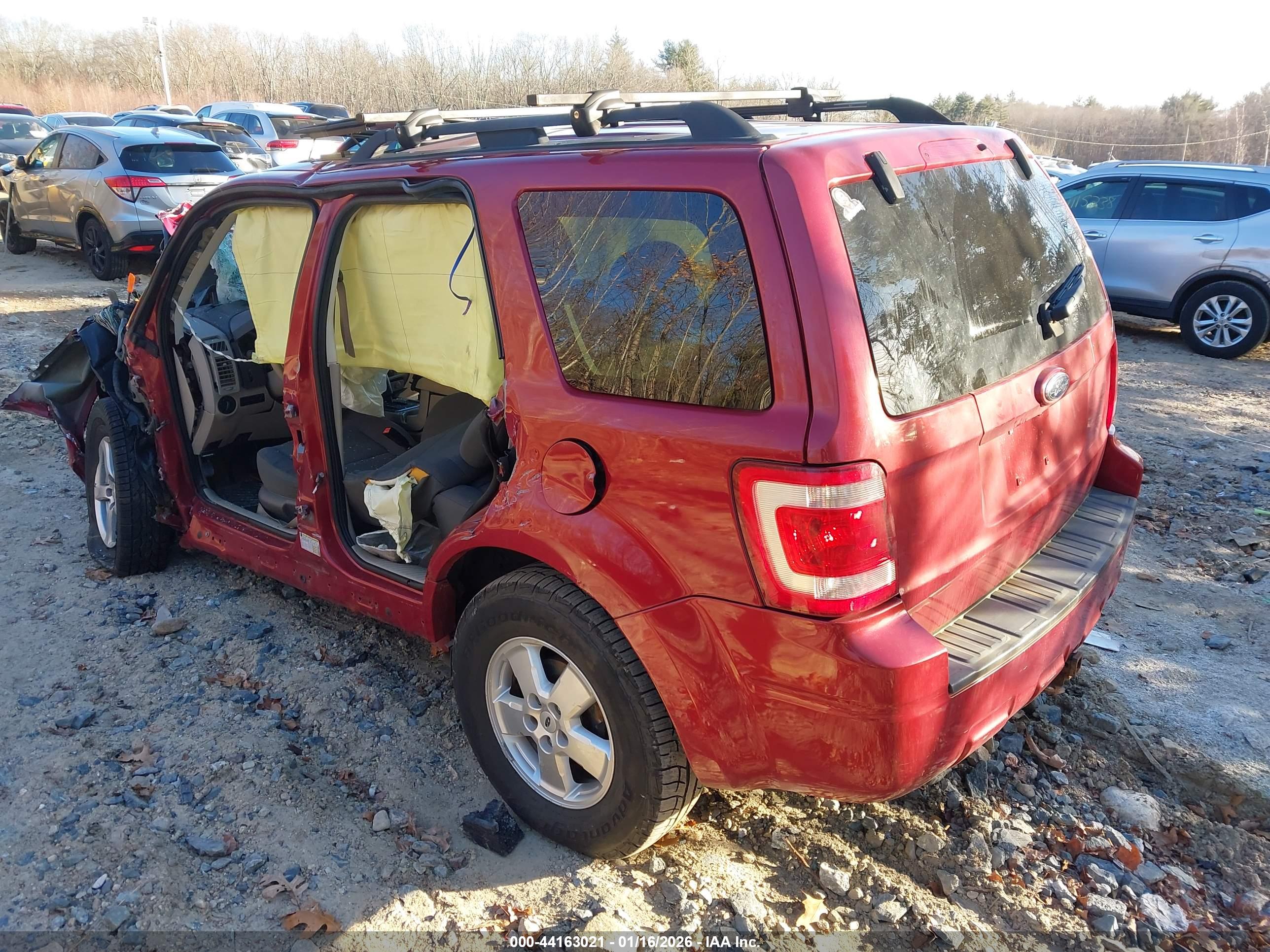 FORD ESCAPE image 3