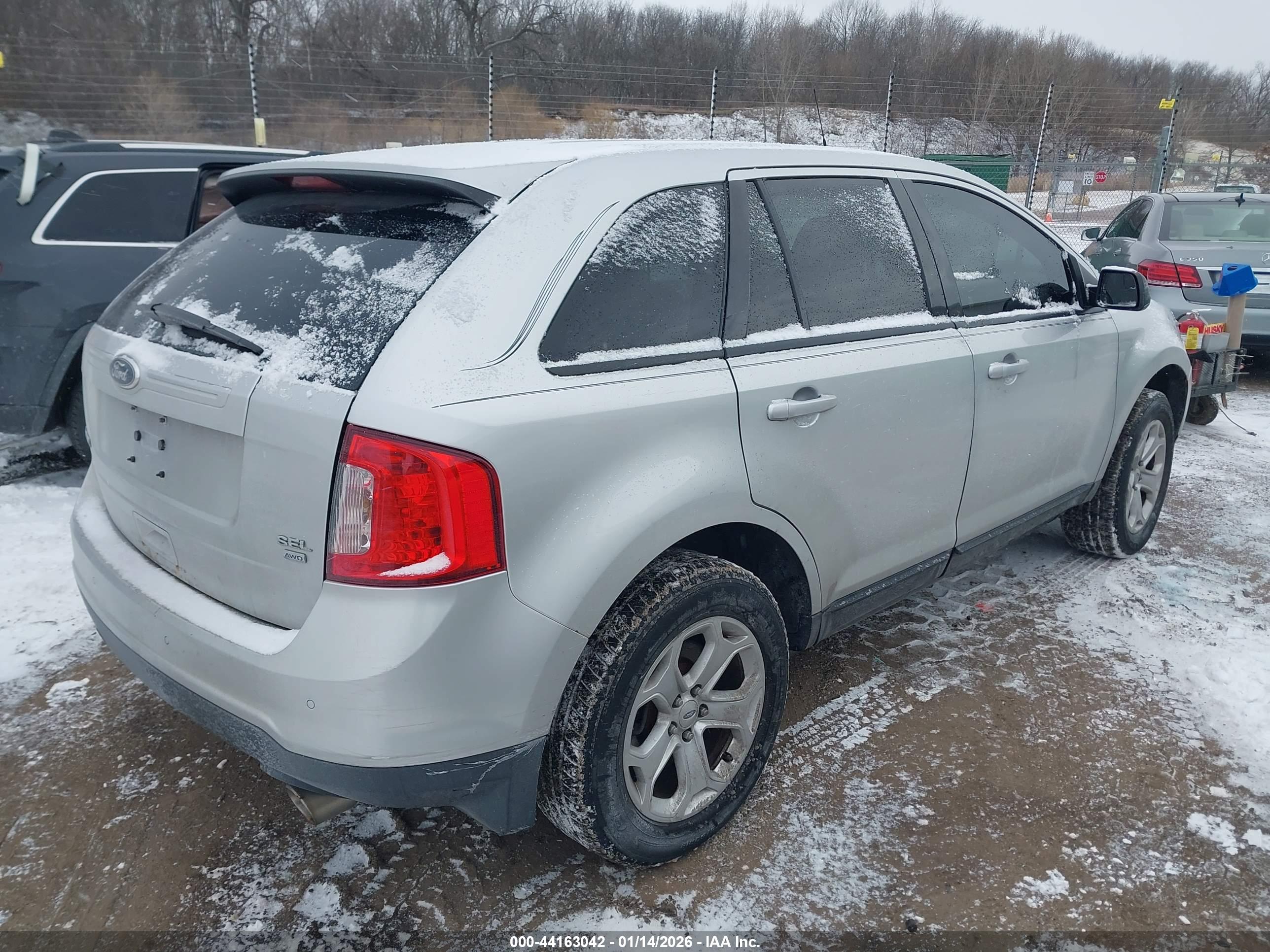 FORD EDGE image 4