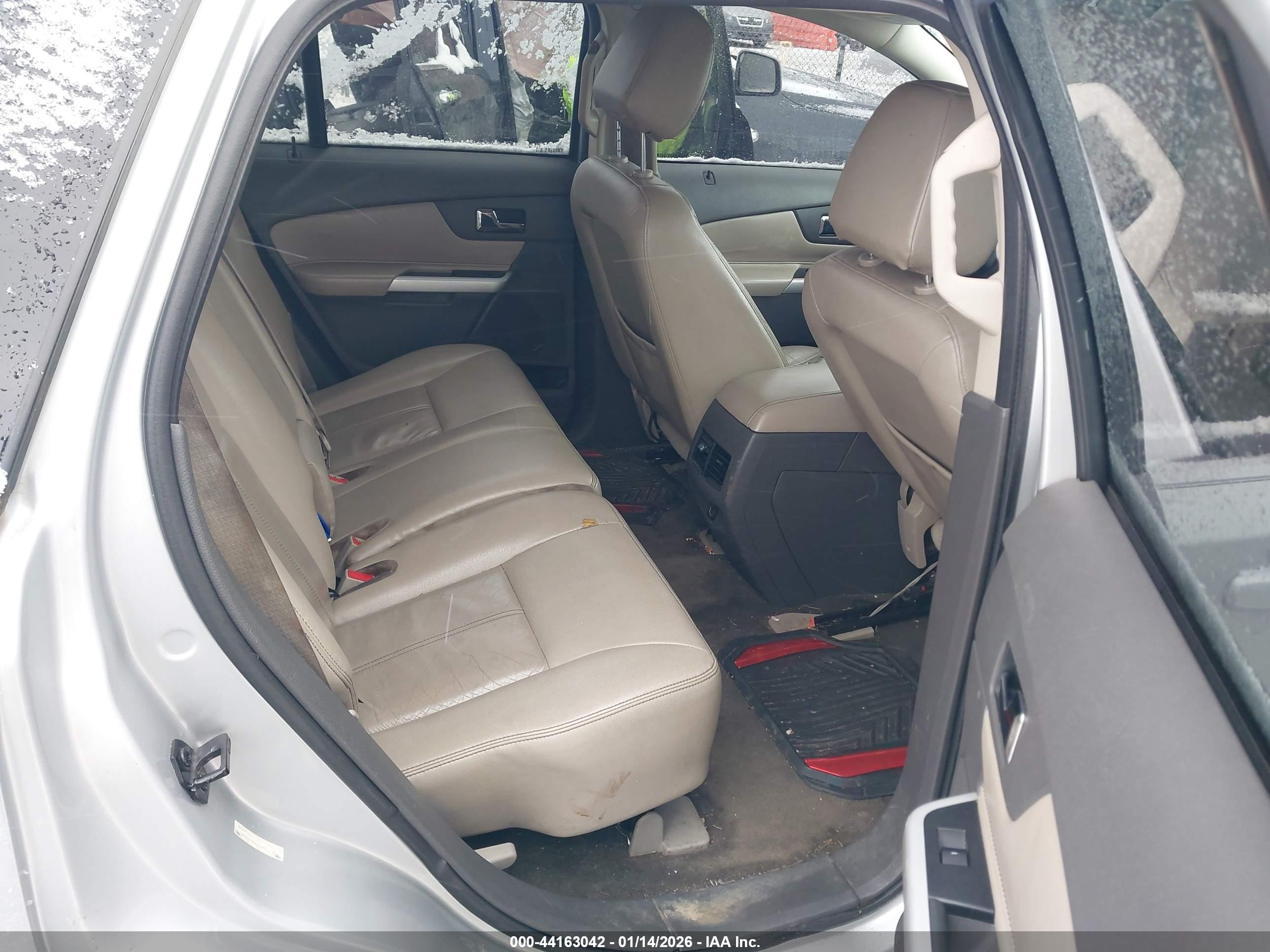 FORD EDGE image 8