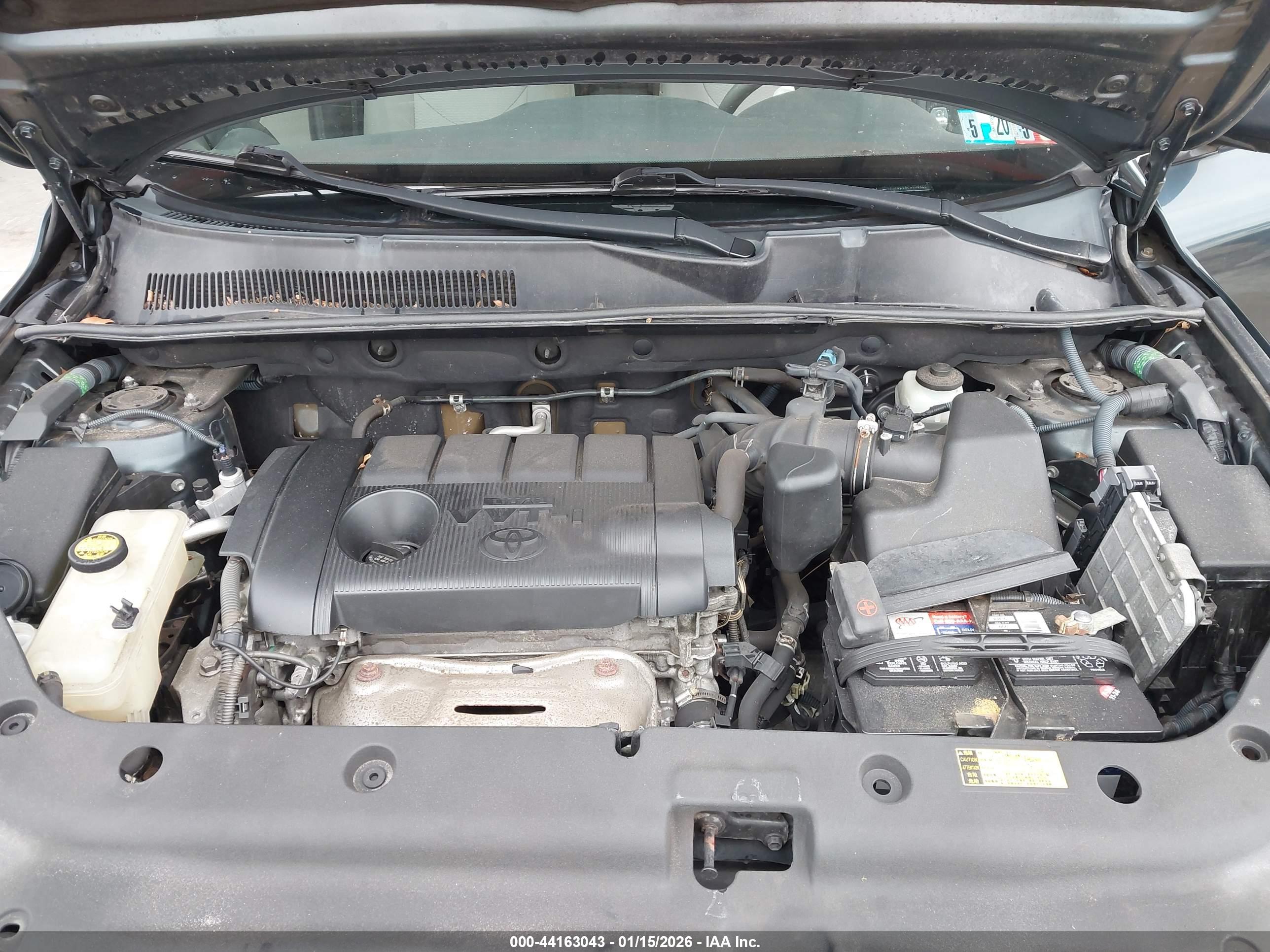 TOYOTA RAV4 image 10