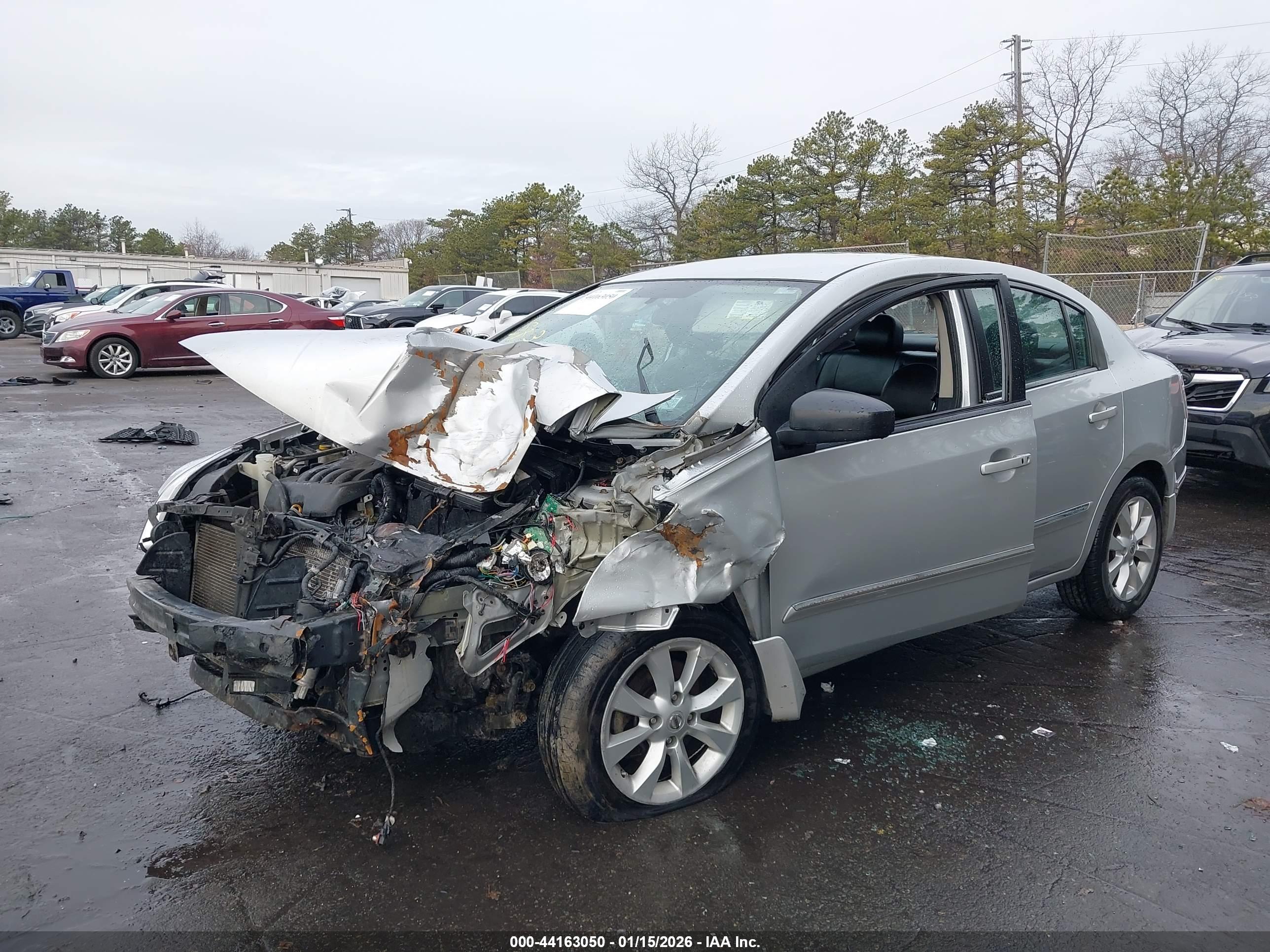 NISSAN SENTRA image 2