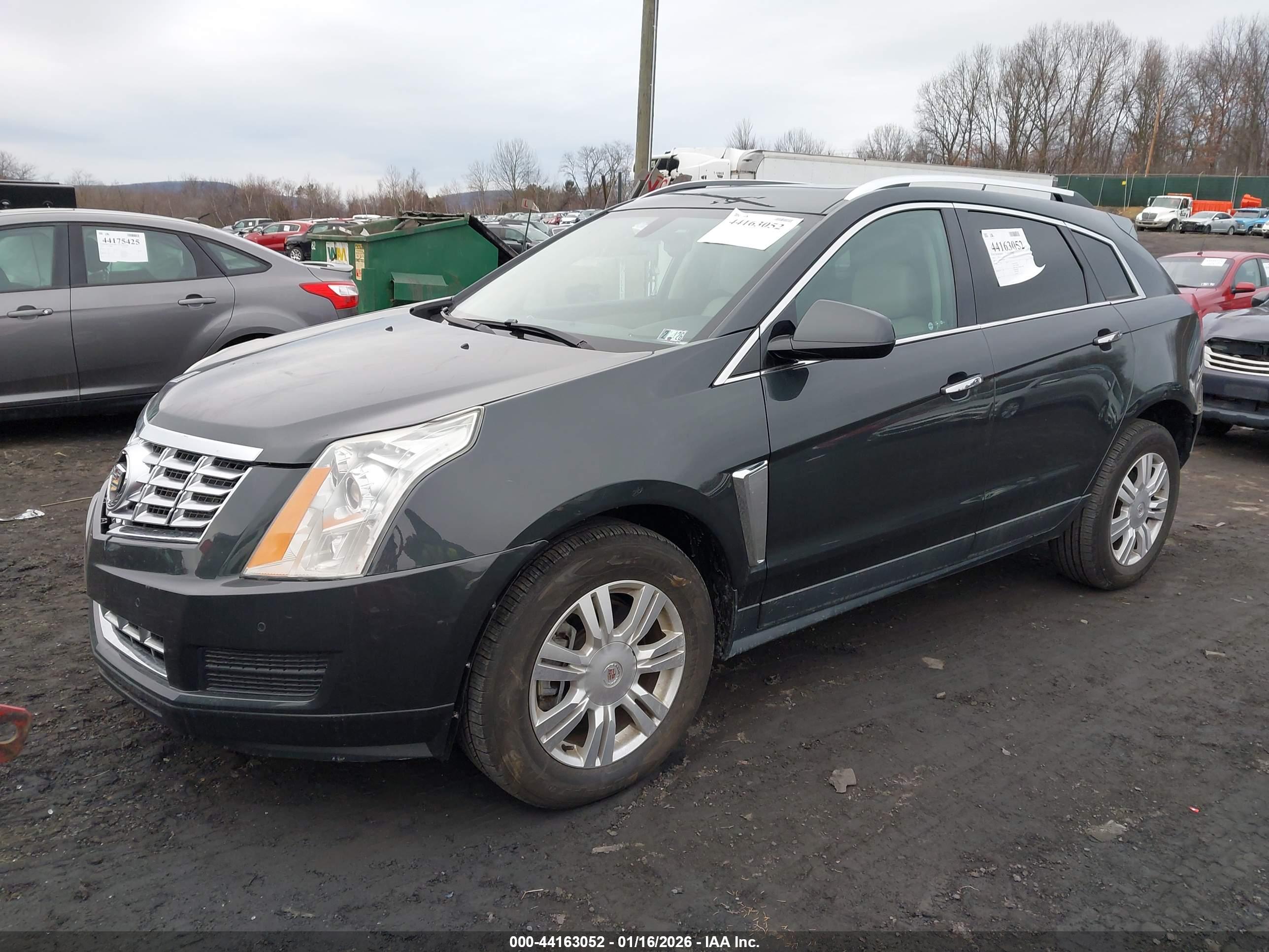 CADILLAC SRX image 2
