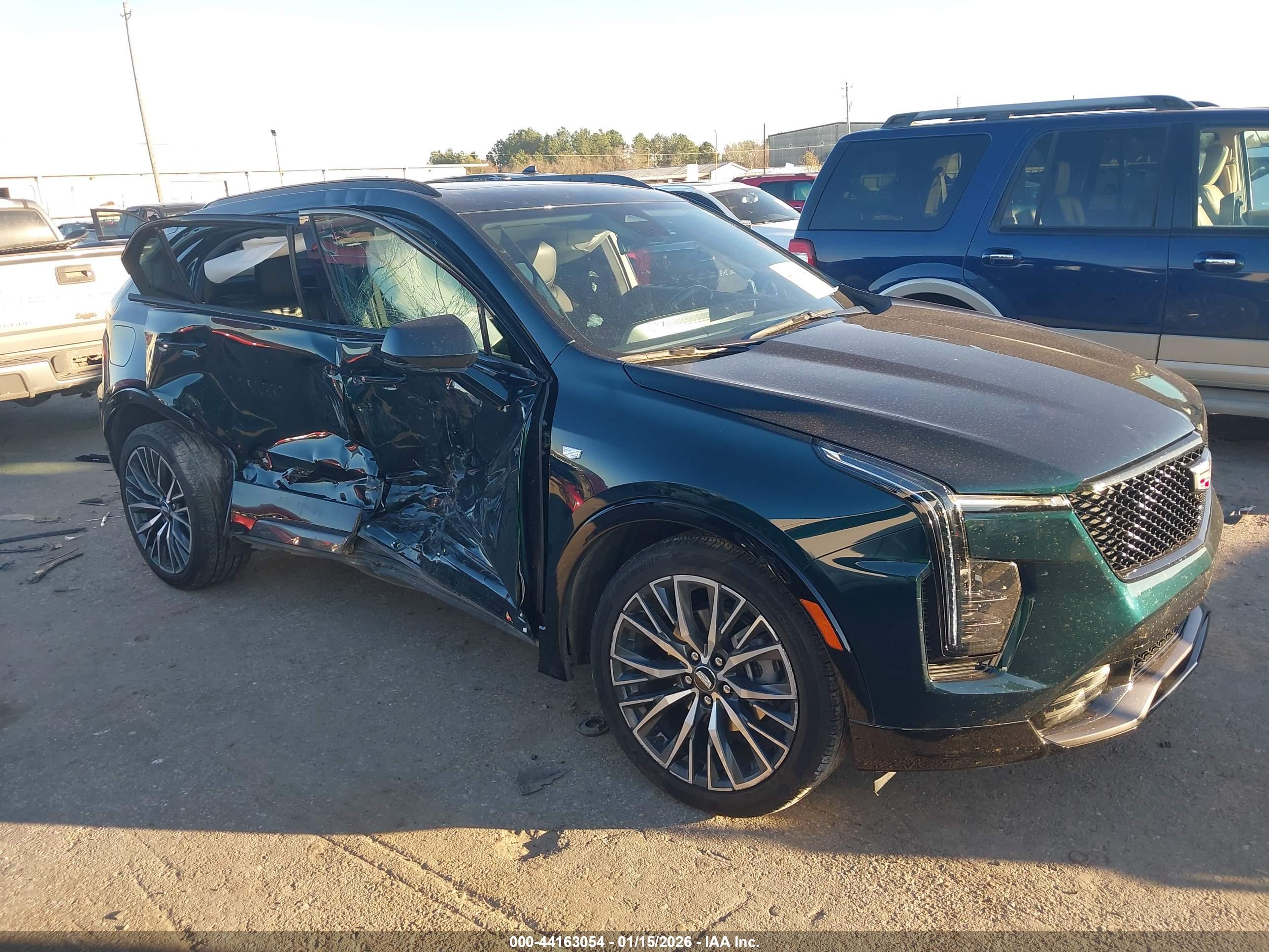 CADILLAC XT4 image 6