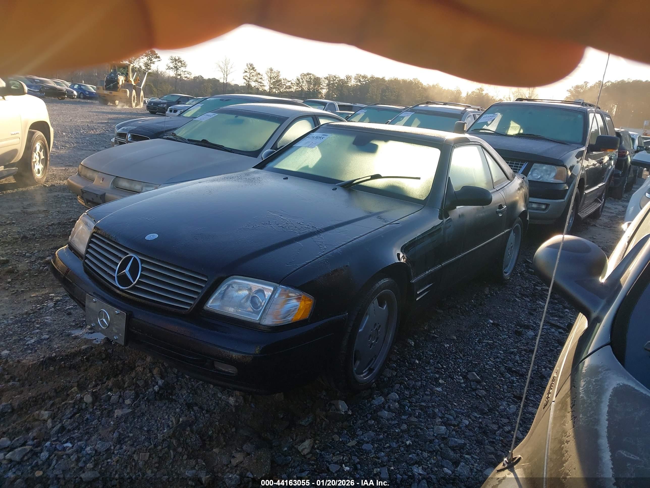 MERCEDES-BENZ SL image 2