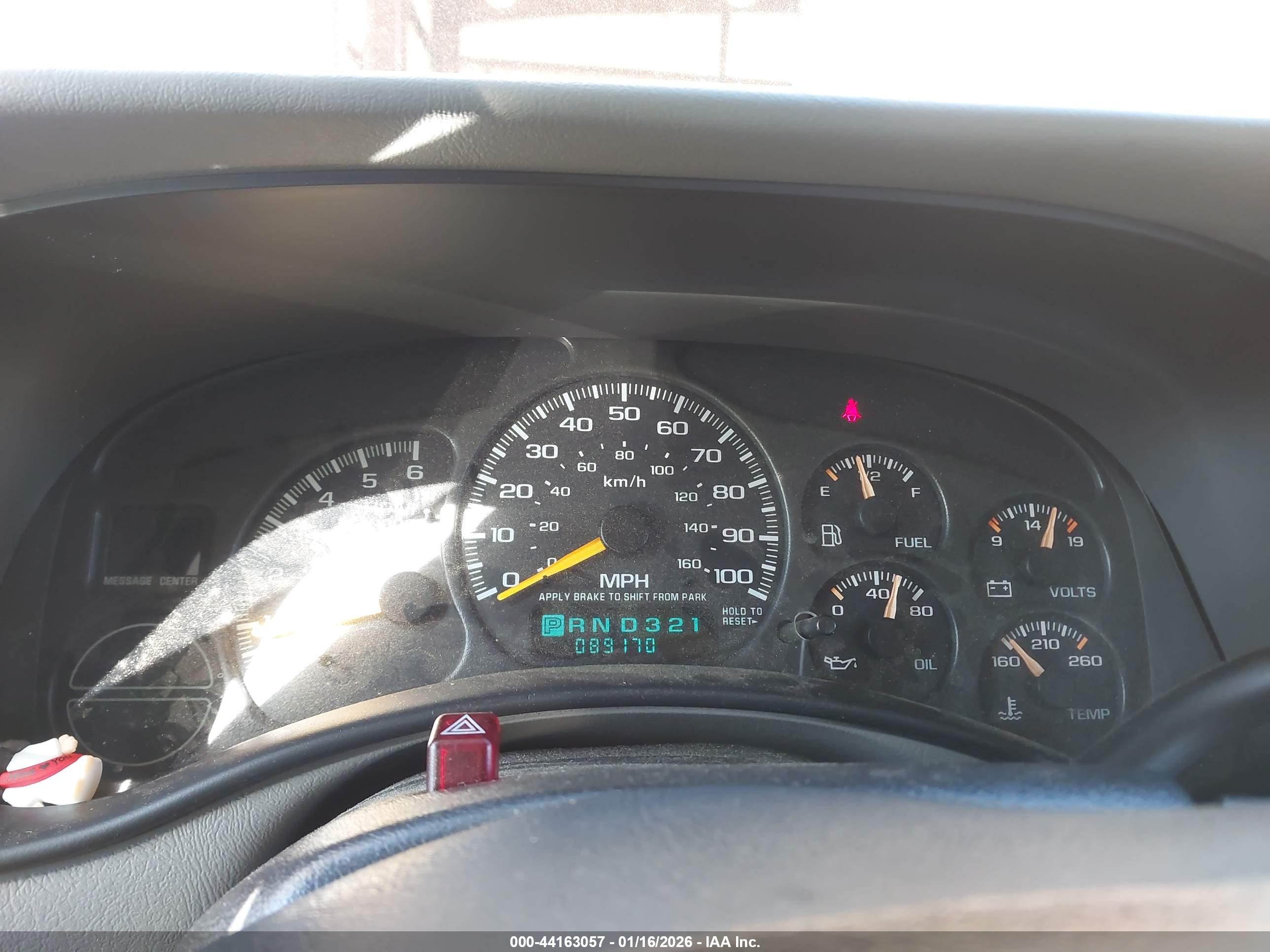 CHEVROLET SILVERADO image 7