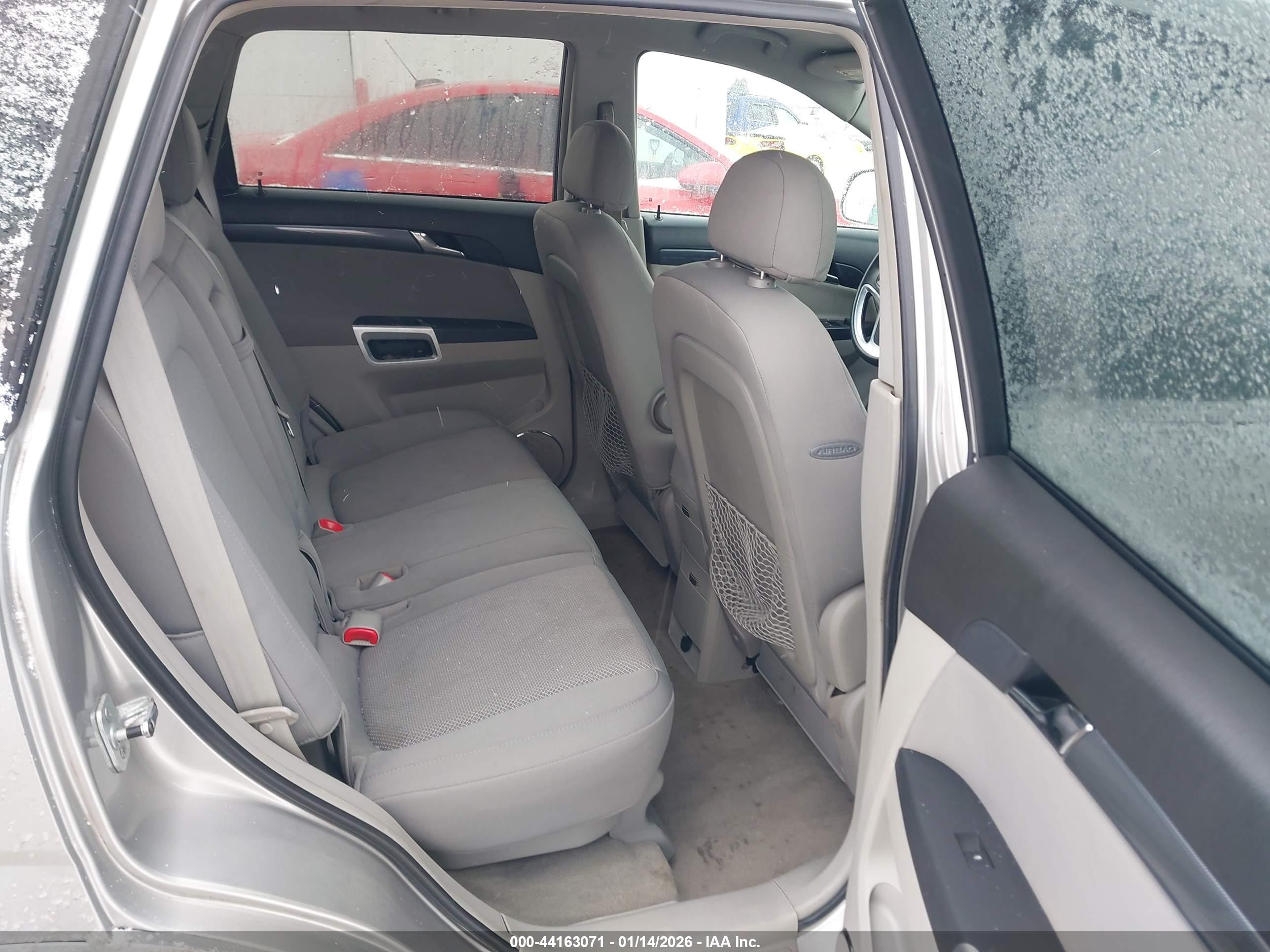 SATURN VUE image 8