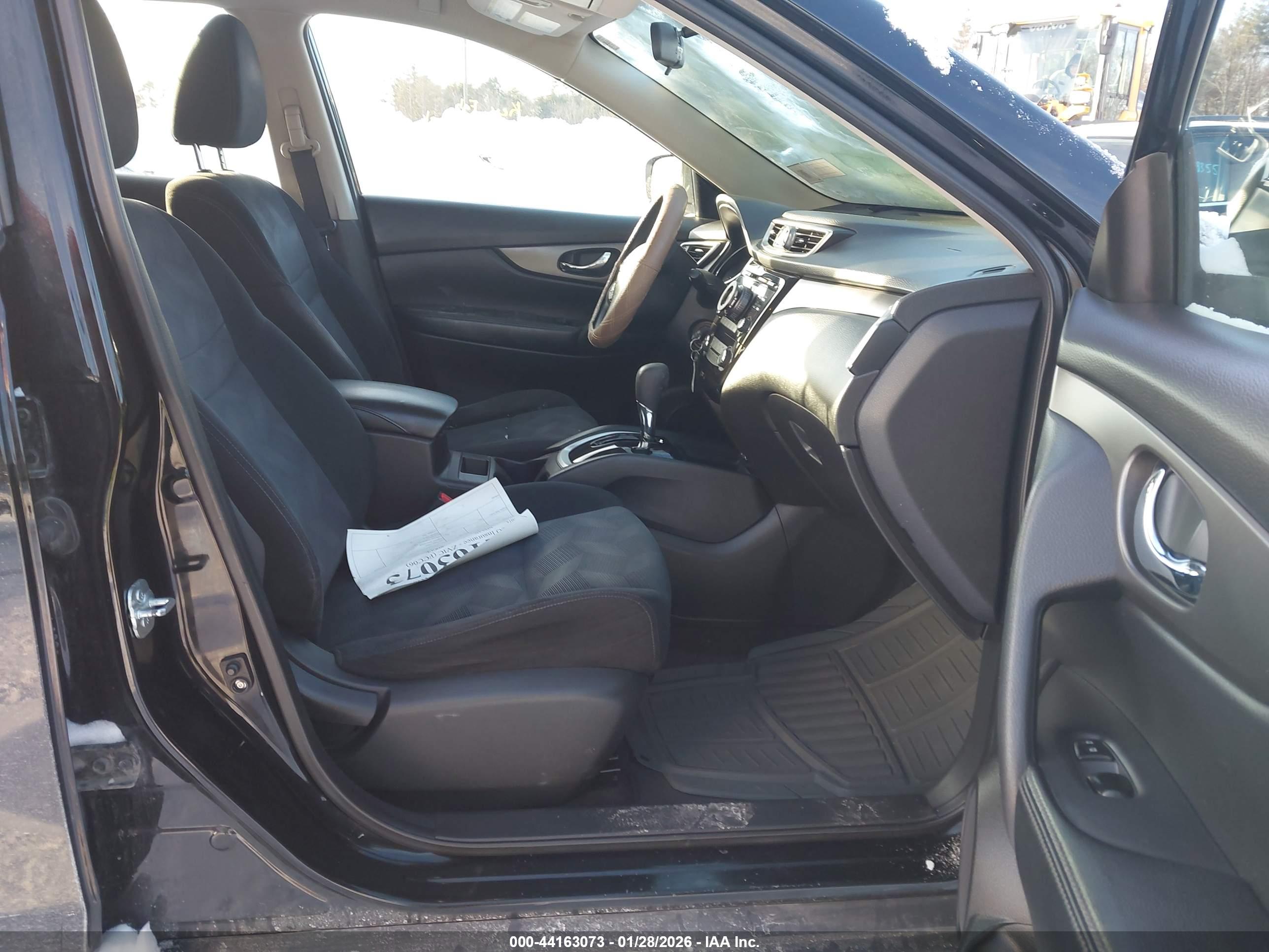 NISSAN ROGUE image 5