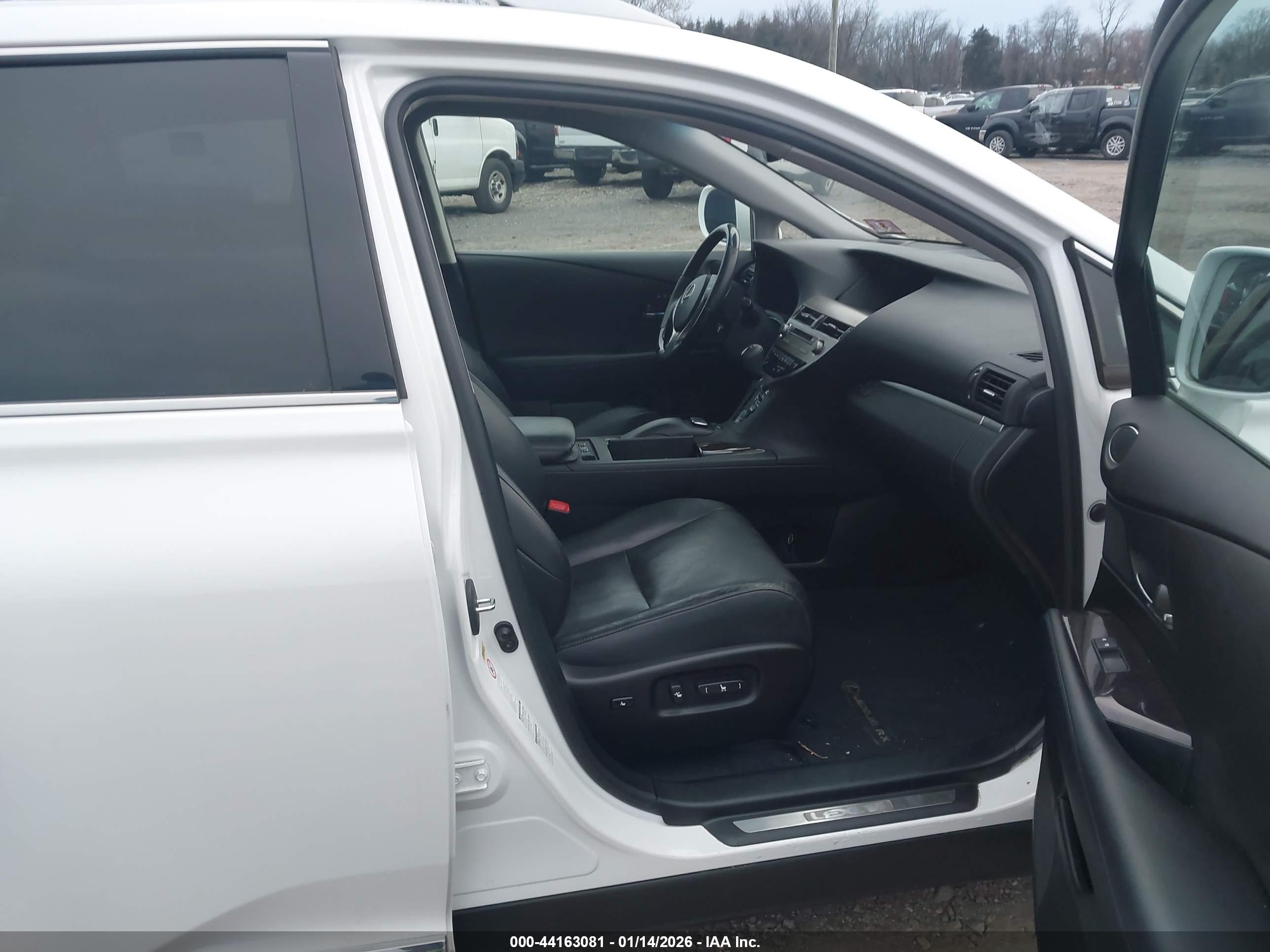 LEXUS RX image 5