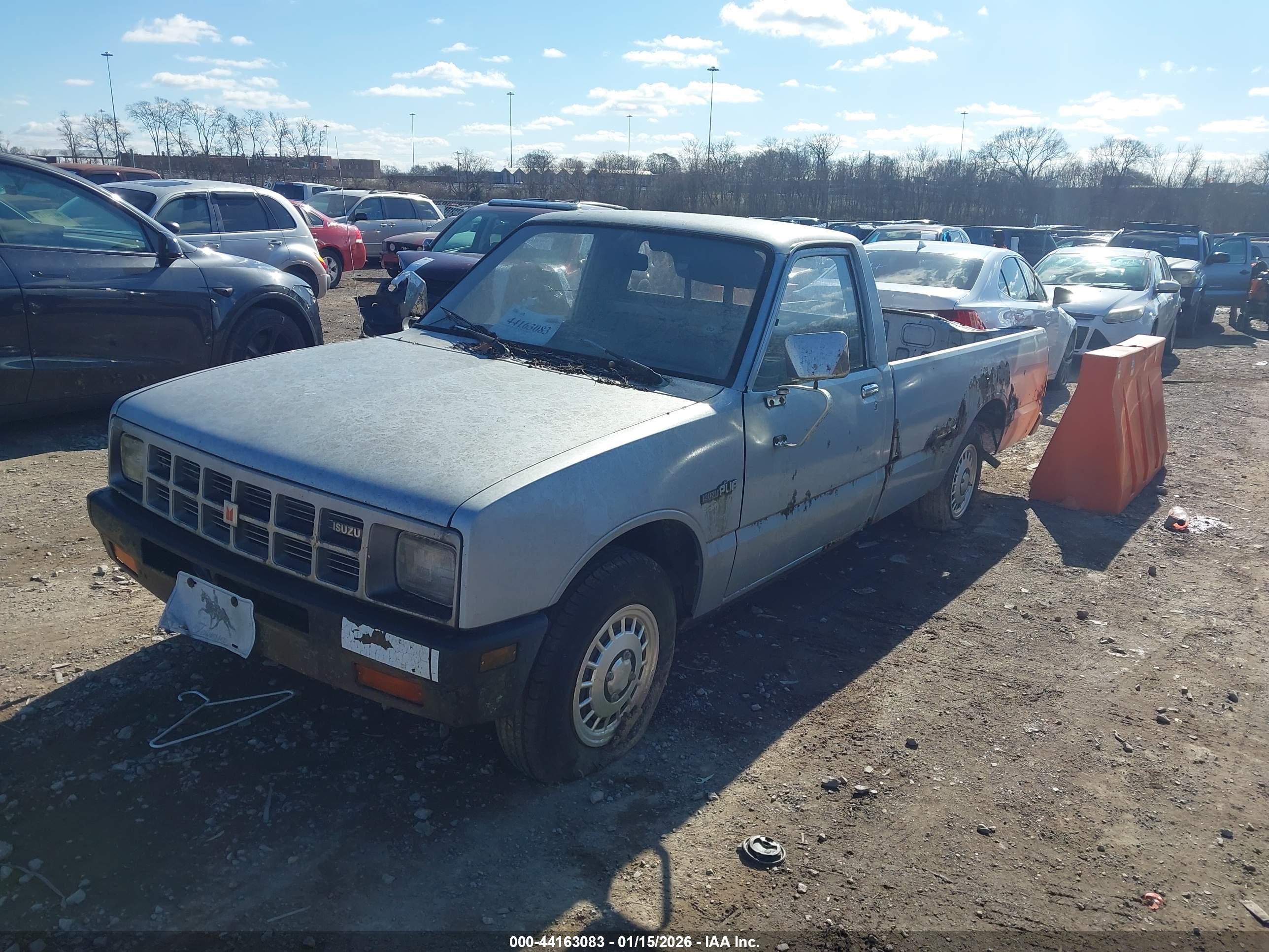 ISUZU PUP image 2