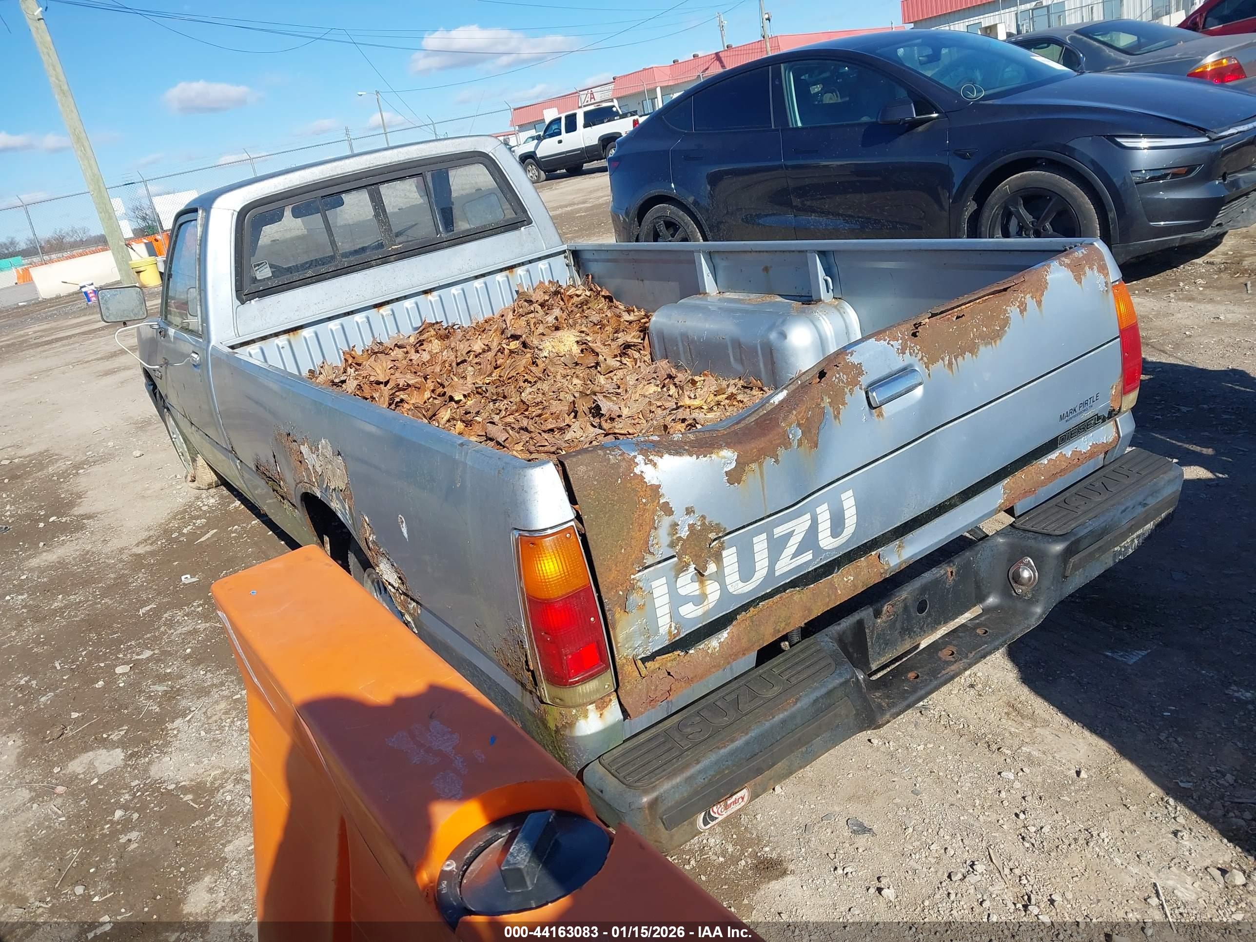 ISUZU PUP image 3