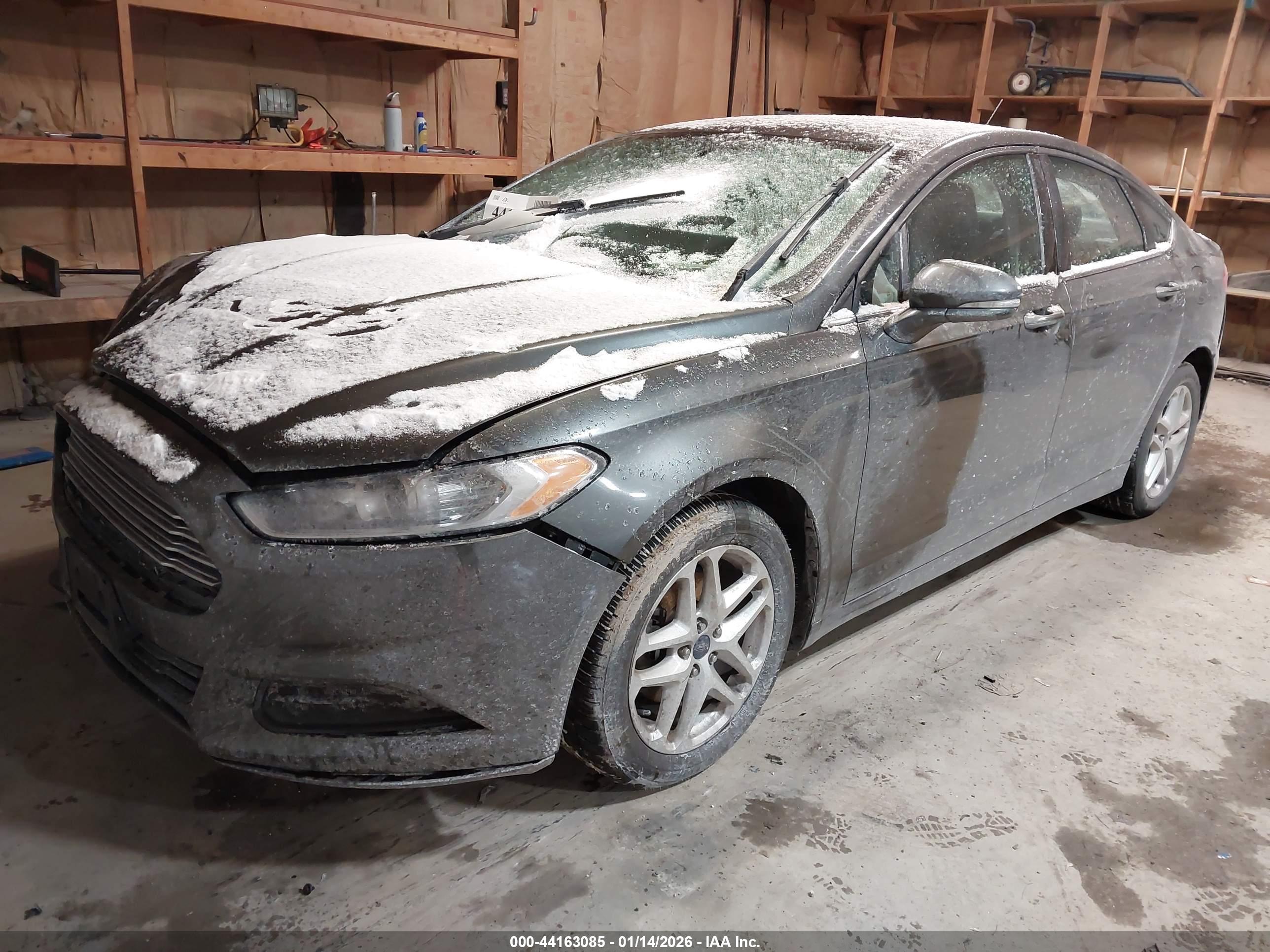 FORD FUSION image 2