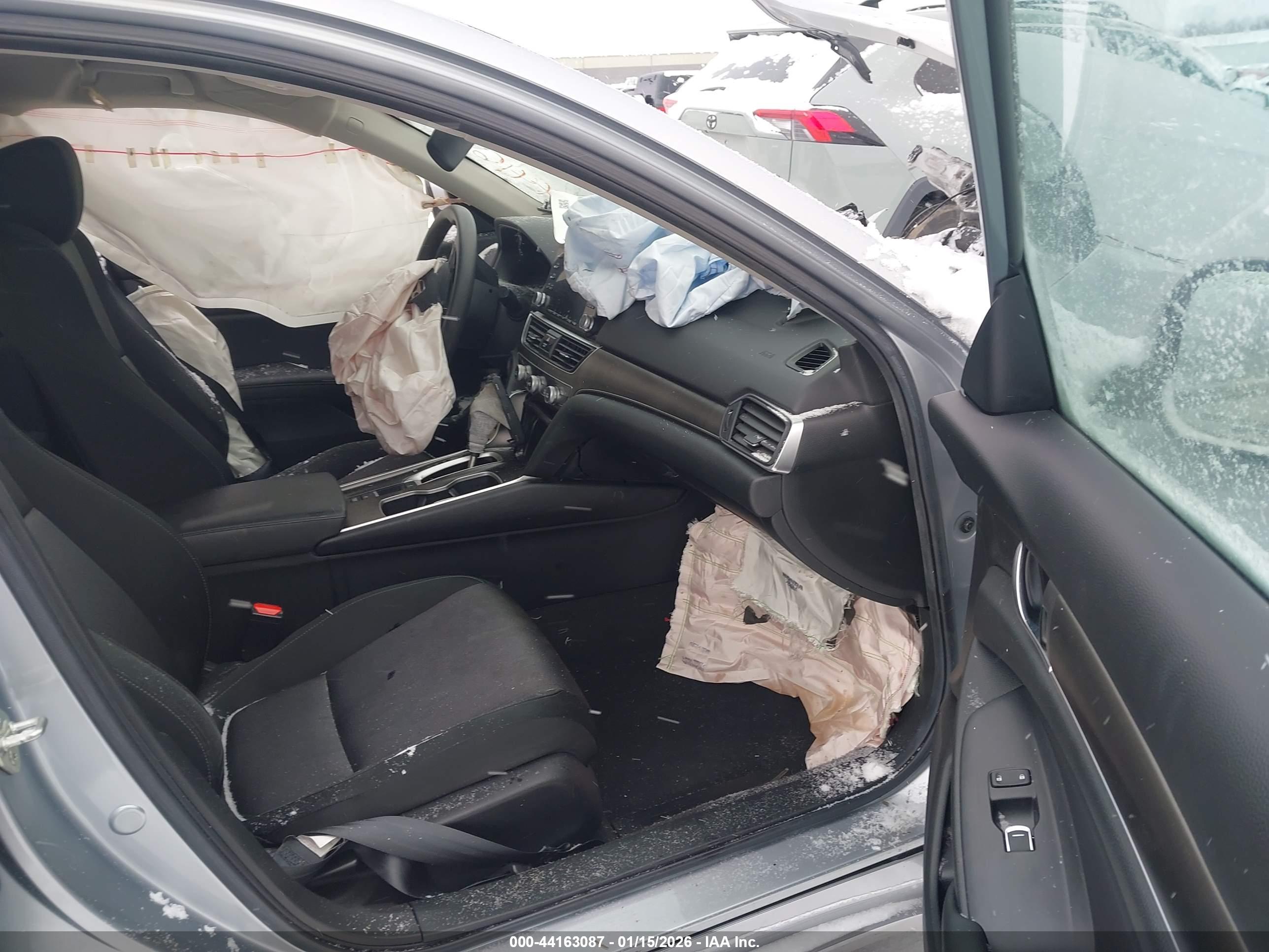 HONDA ACCORD image 5