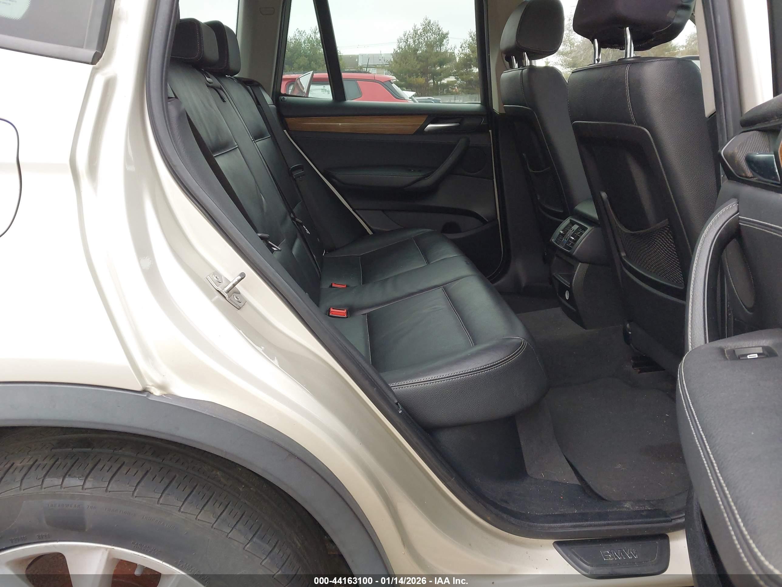 BMW X3 image 8