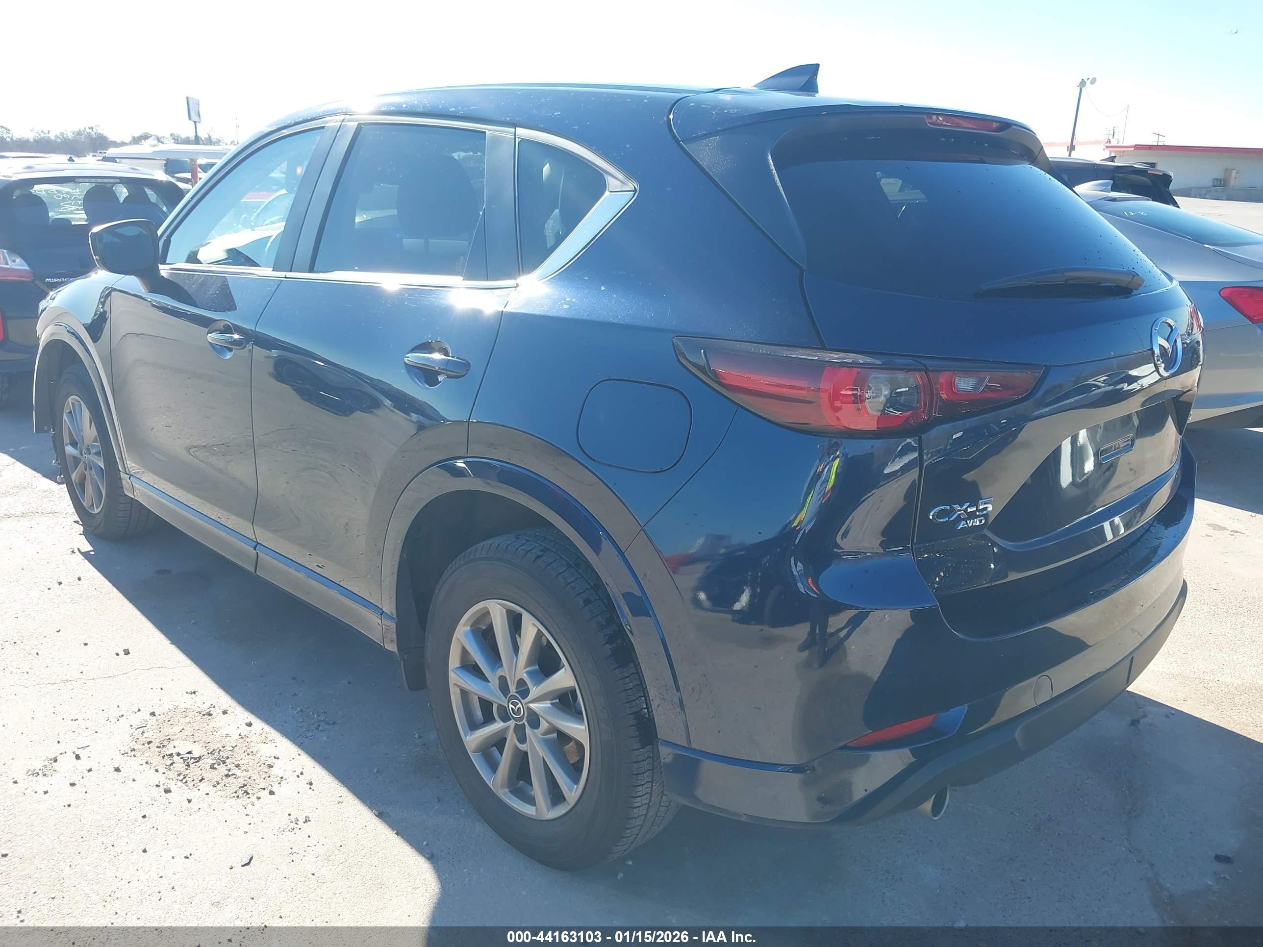 MAZDA CX-5 image 3