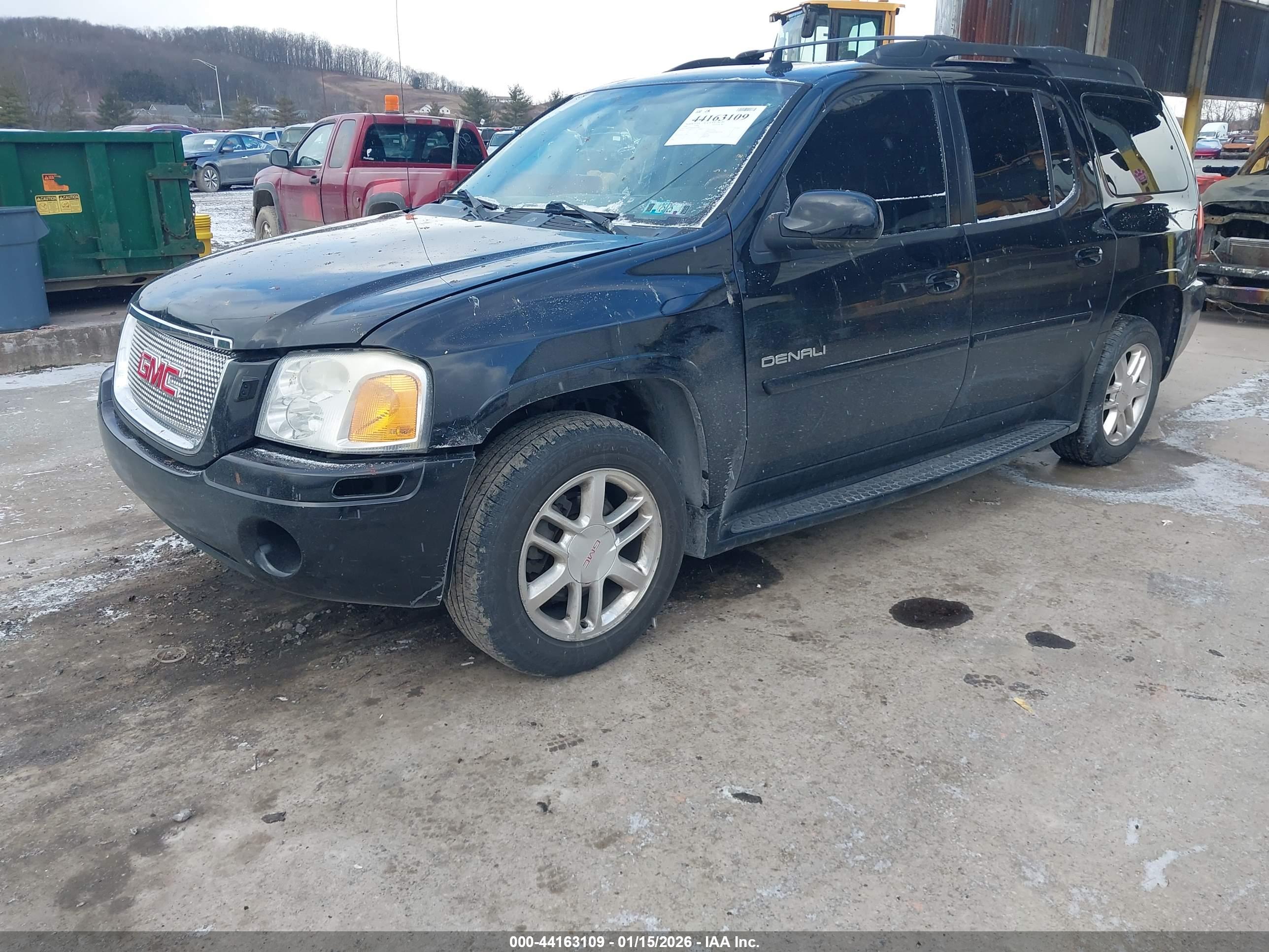 GMC ENVOY image 2