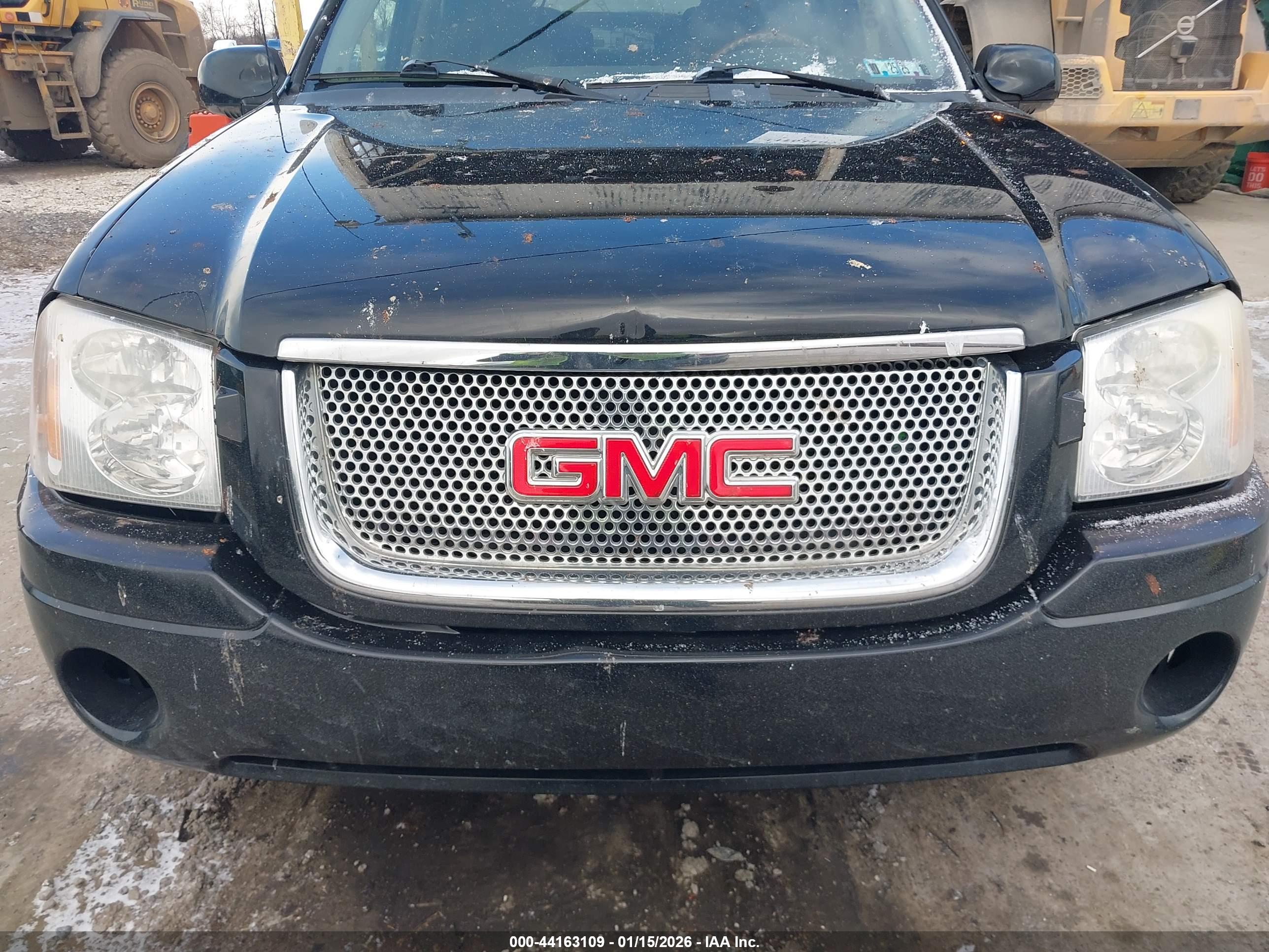 GMC ENVOY image 6