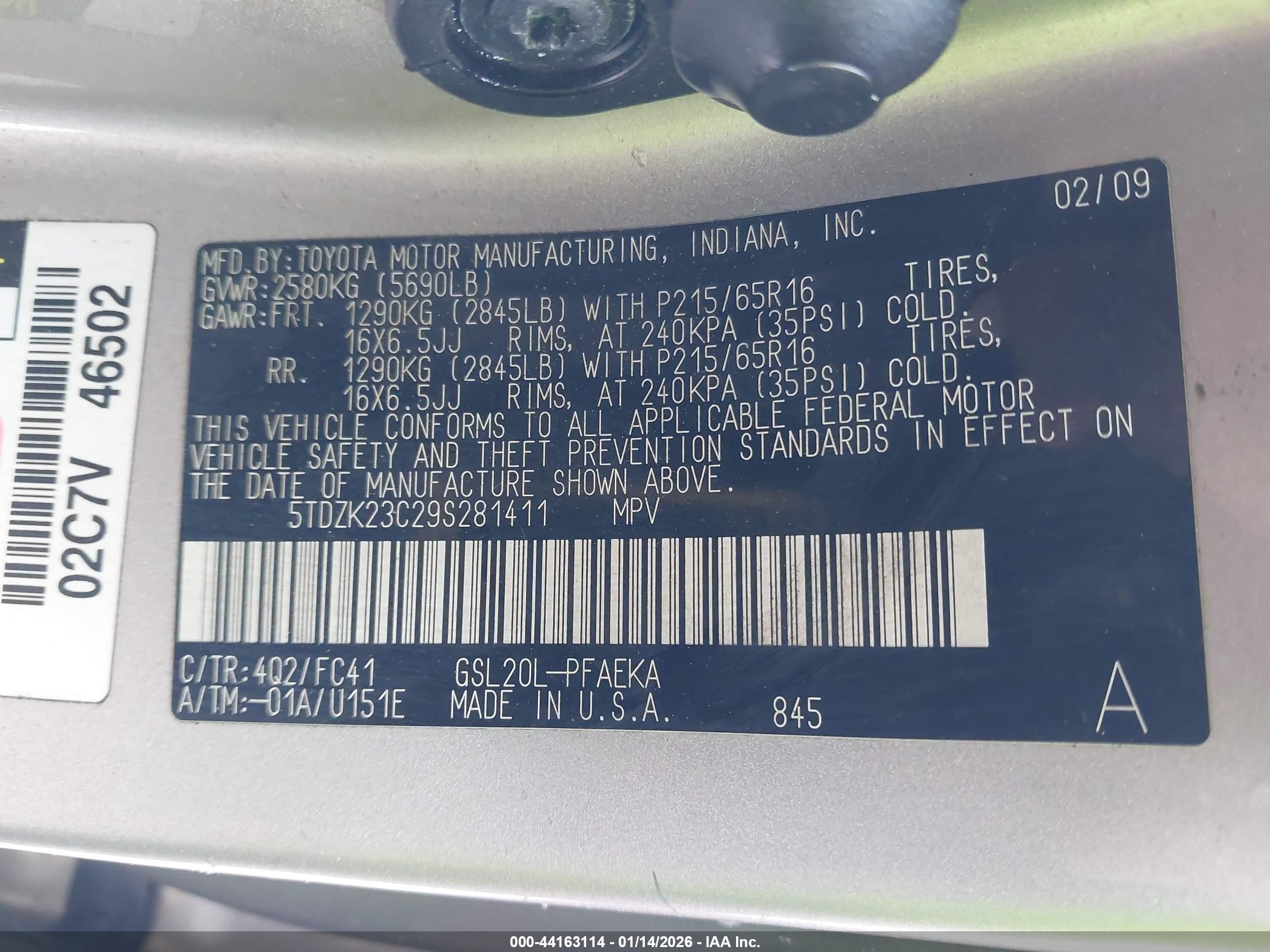 TOYOTA SIENNA image 9