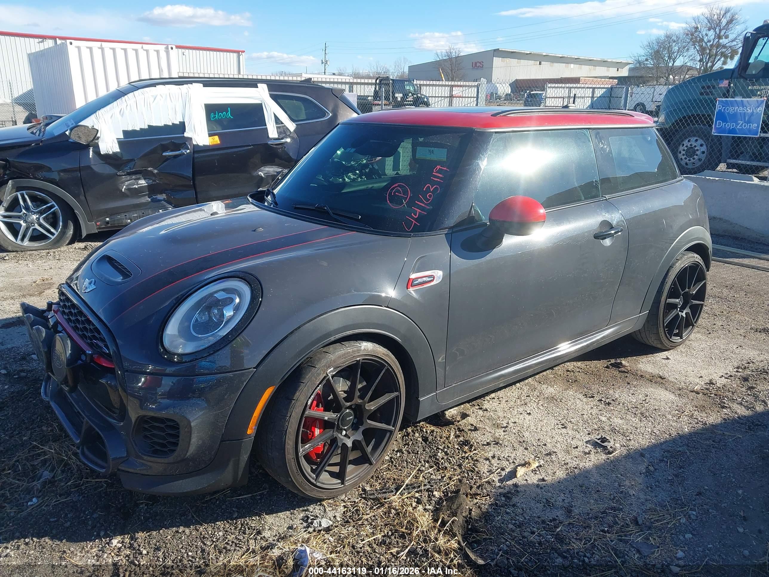 MINI HARDTOP image 2