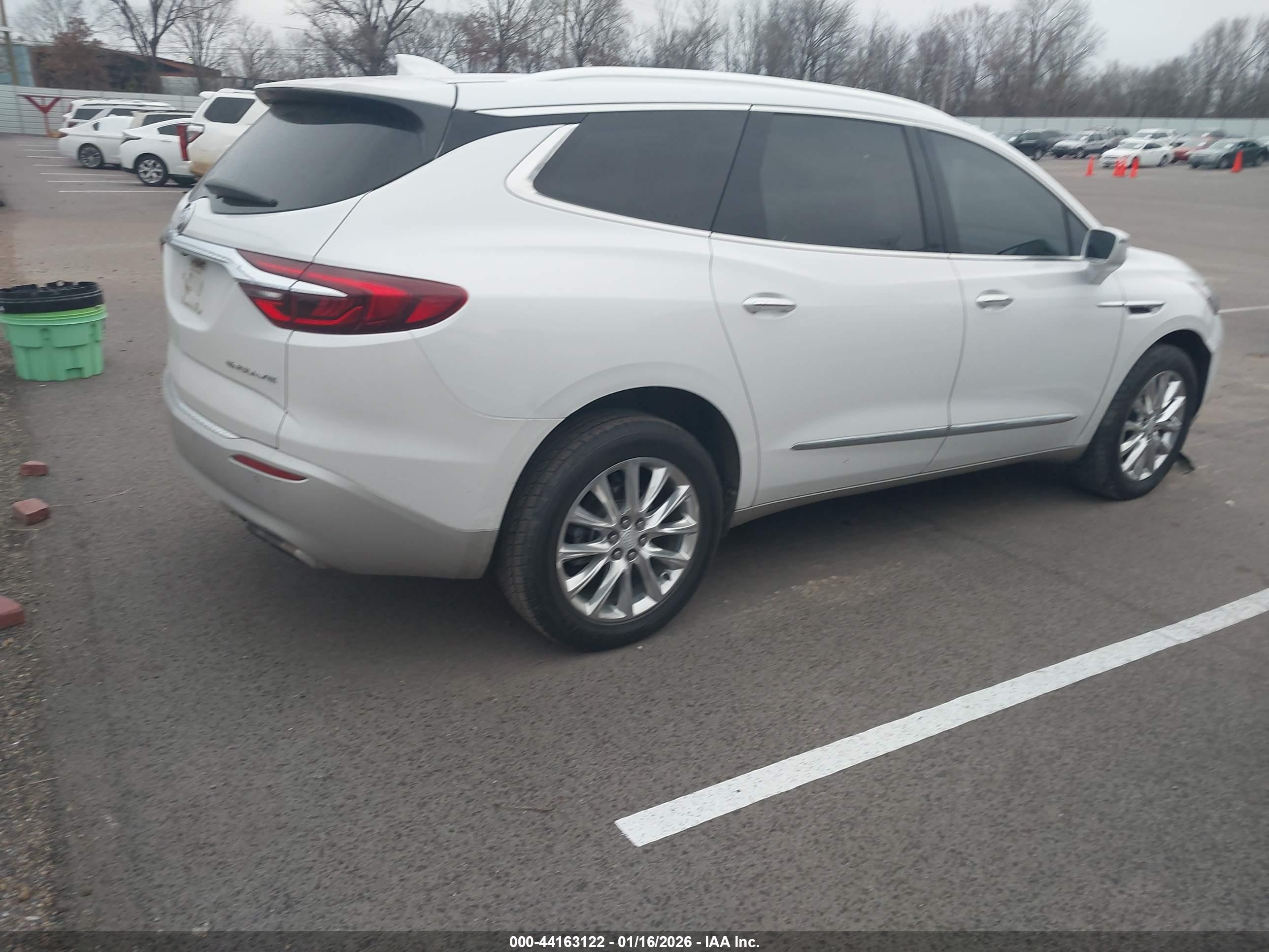BUICK ENCLAVE image 4