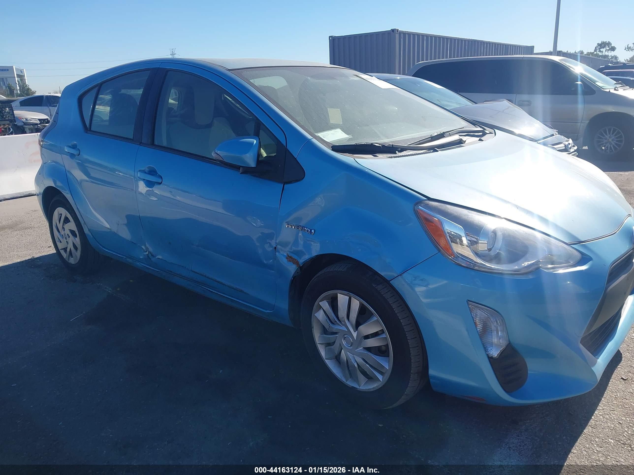 TOYOTA PRIUS image 6