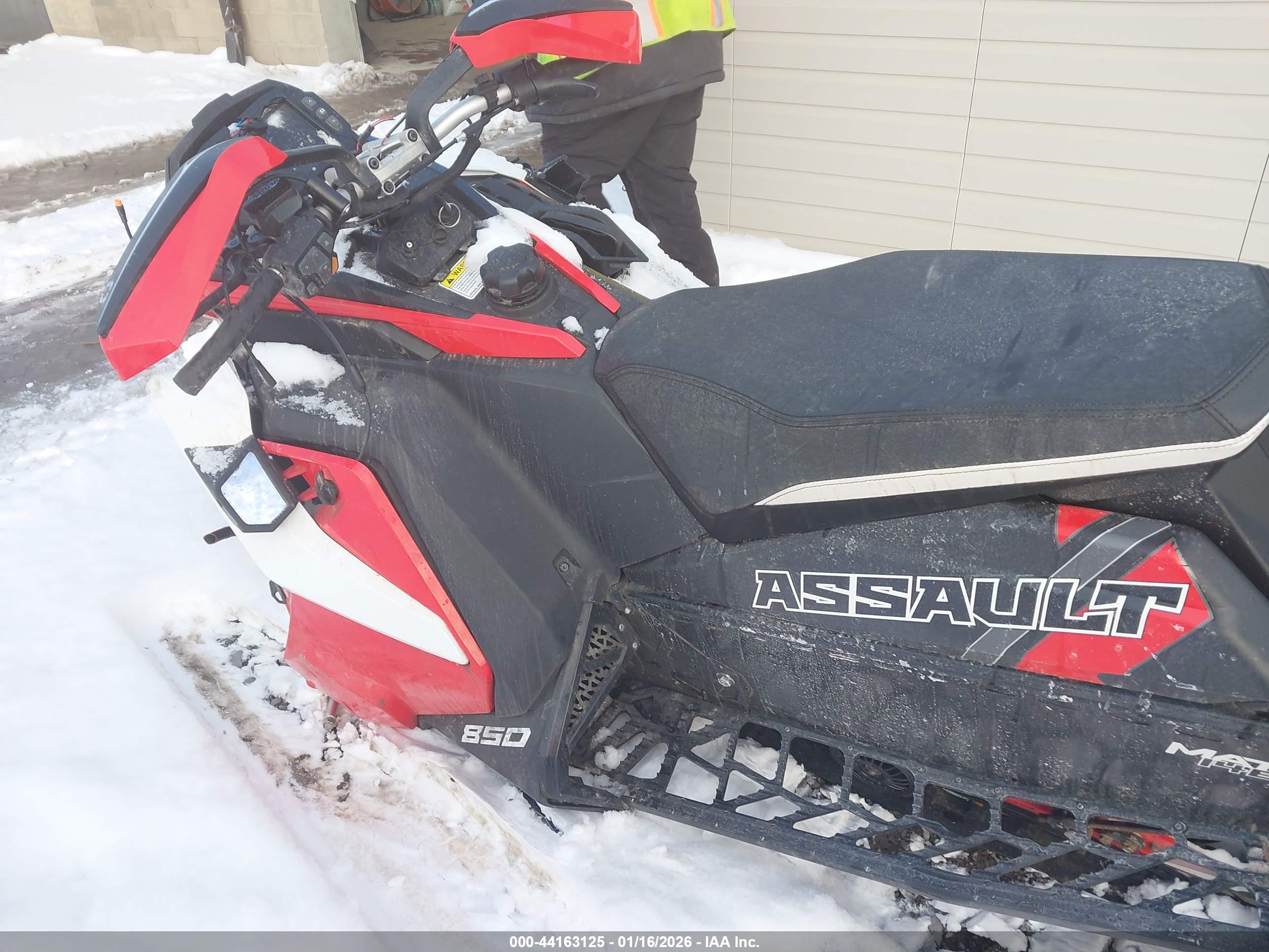 POLARIS SWITCHBACK image 6