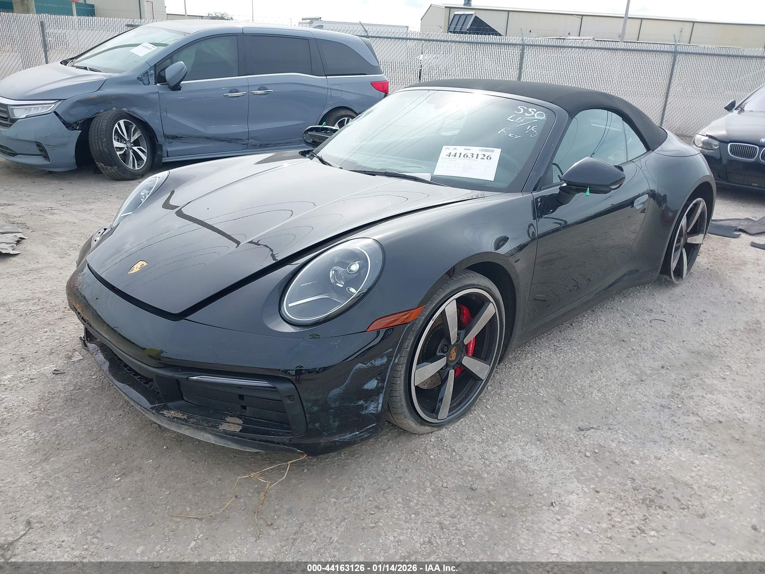 PORSCHE 911 image 2