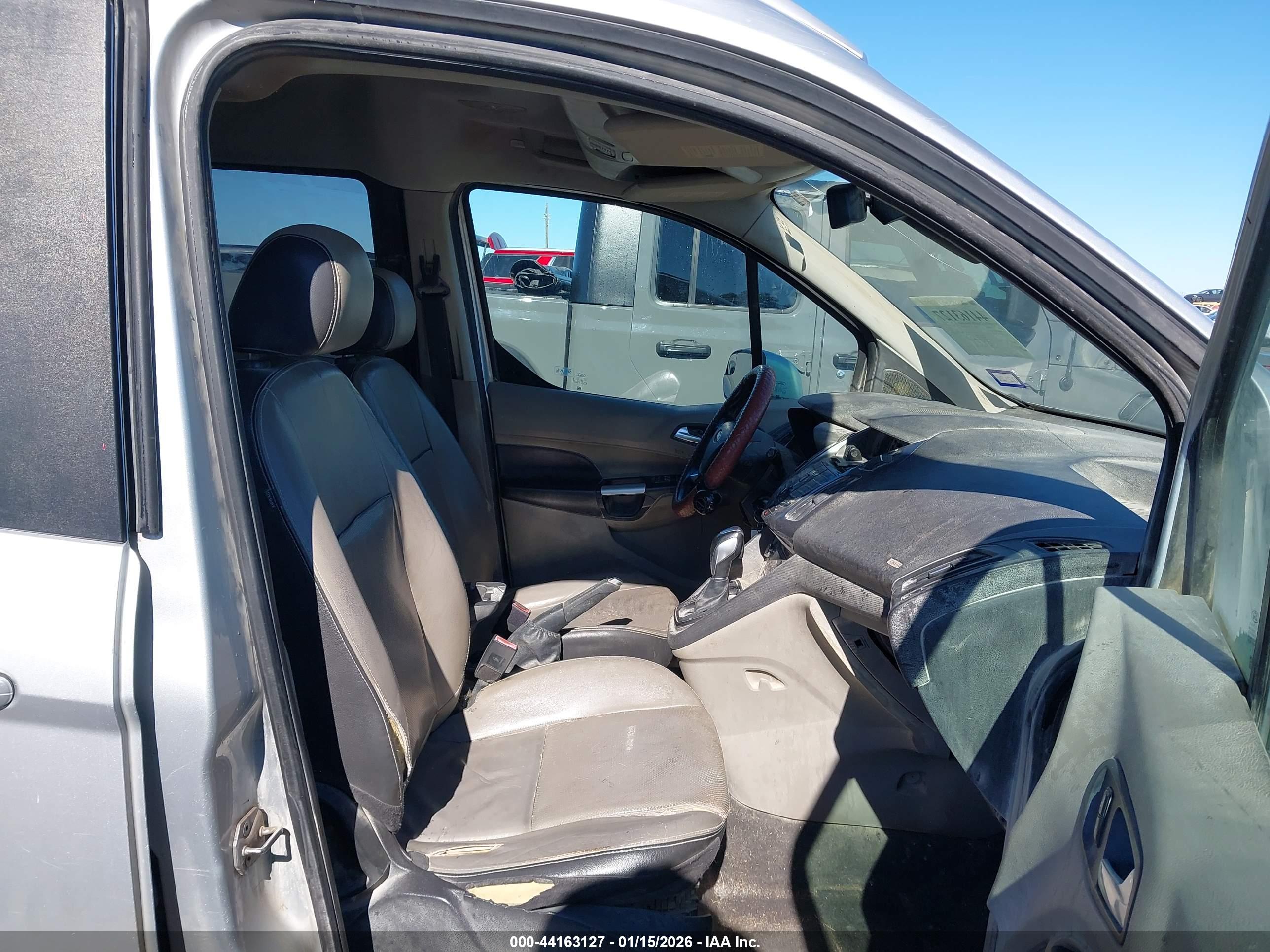 FORD TRANSIT image 5